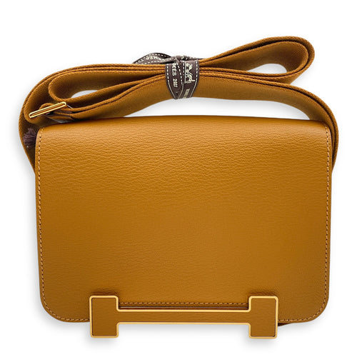 Geta  Caramel  in Chevre Mysore Gold hardware