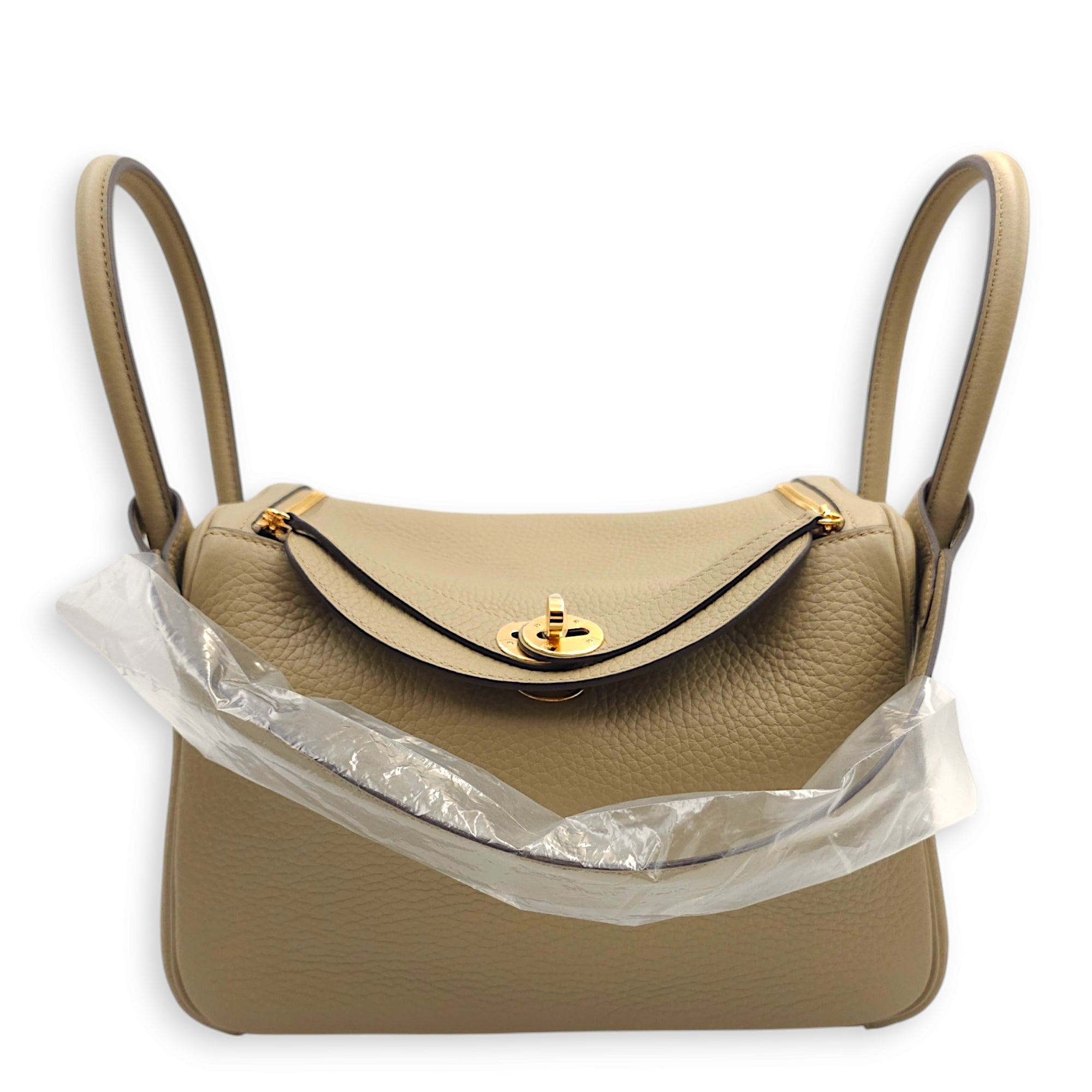 Lindy 26 Beige Marfa in Clemence, Gold hardware