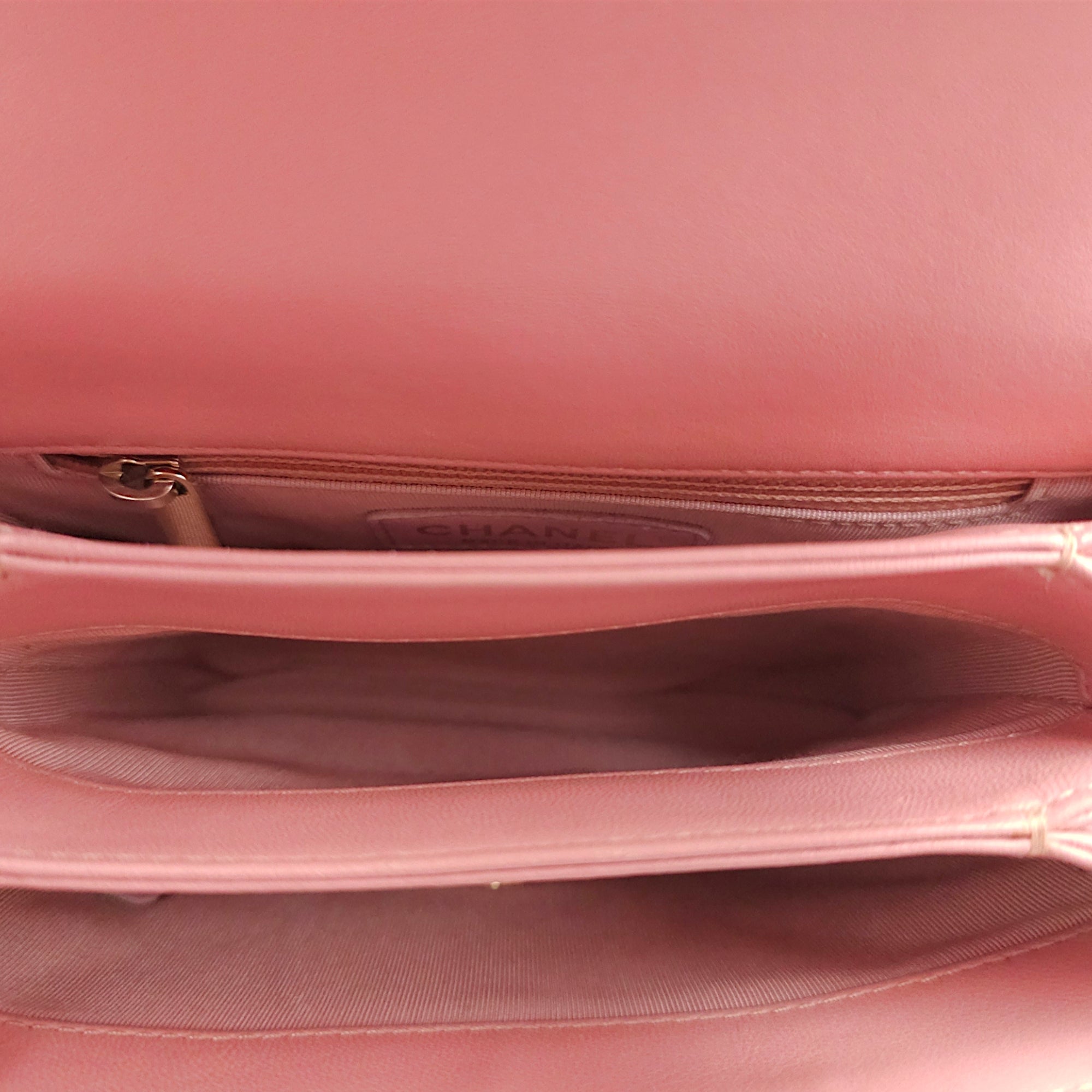 Seasonal Quilted Top Handle 16x13x4.5cm Pink Crossbody Bag in Lambskin Gold hardware CL2411-7738 7