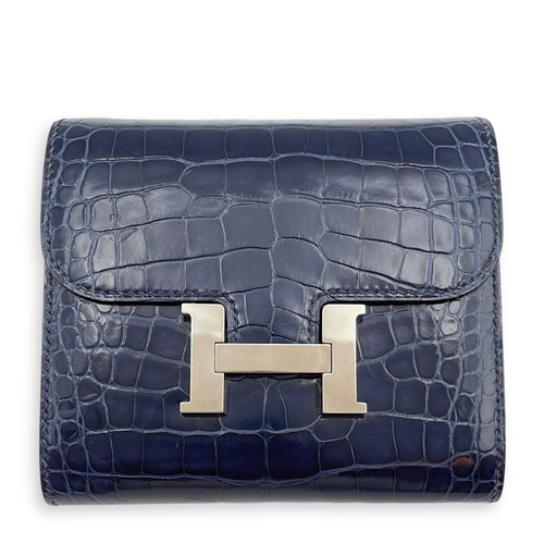 Constance Passant Compact Blue Sapphire Wallet in Shiny Alligator, Palladium hardware