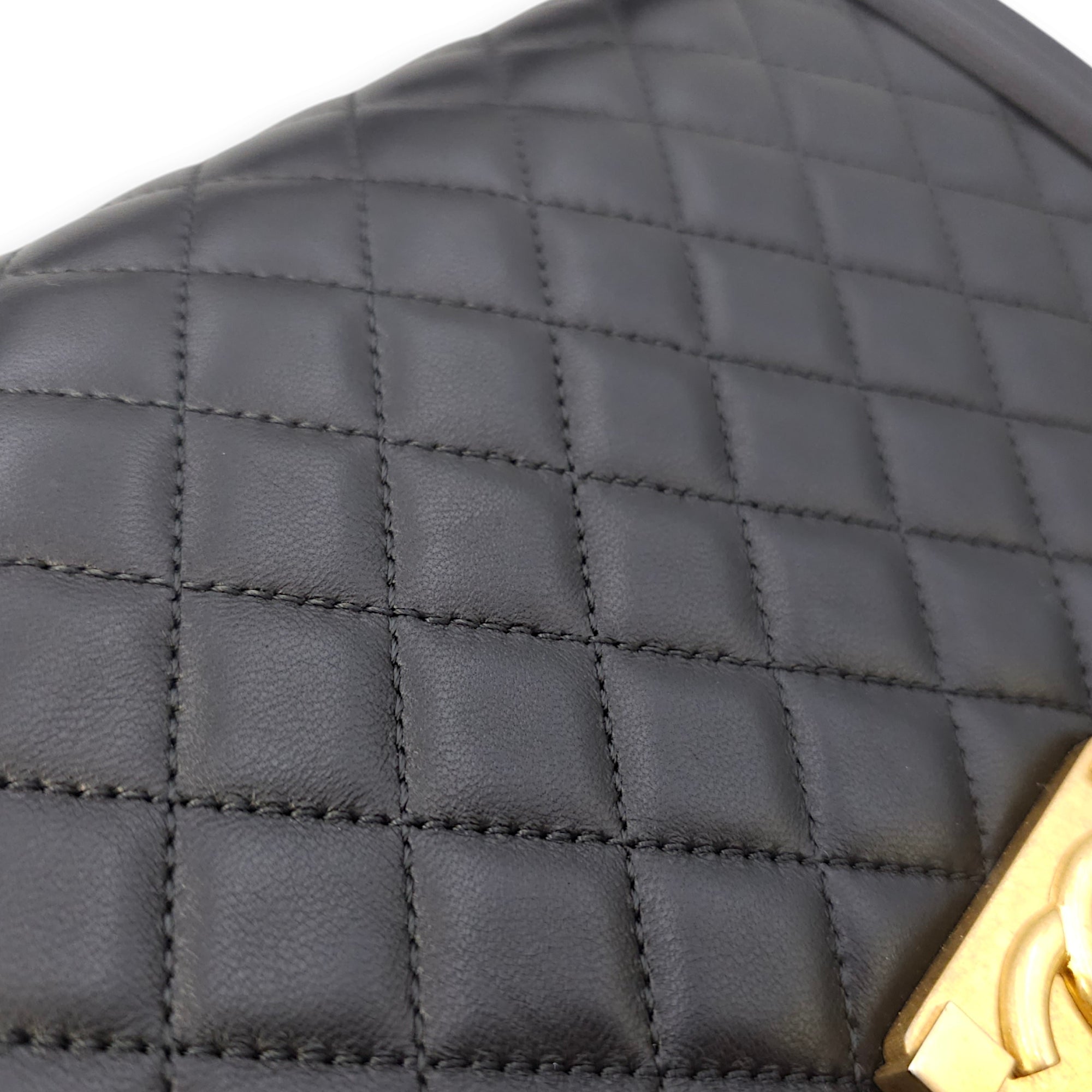 Quilted Boy (28cm) Medium Black Crossbody Bag in Lambskin, Gold hardware