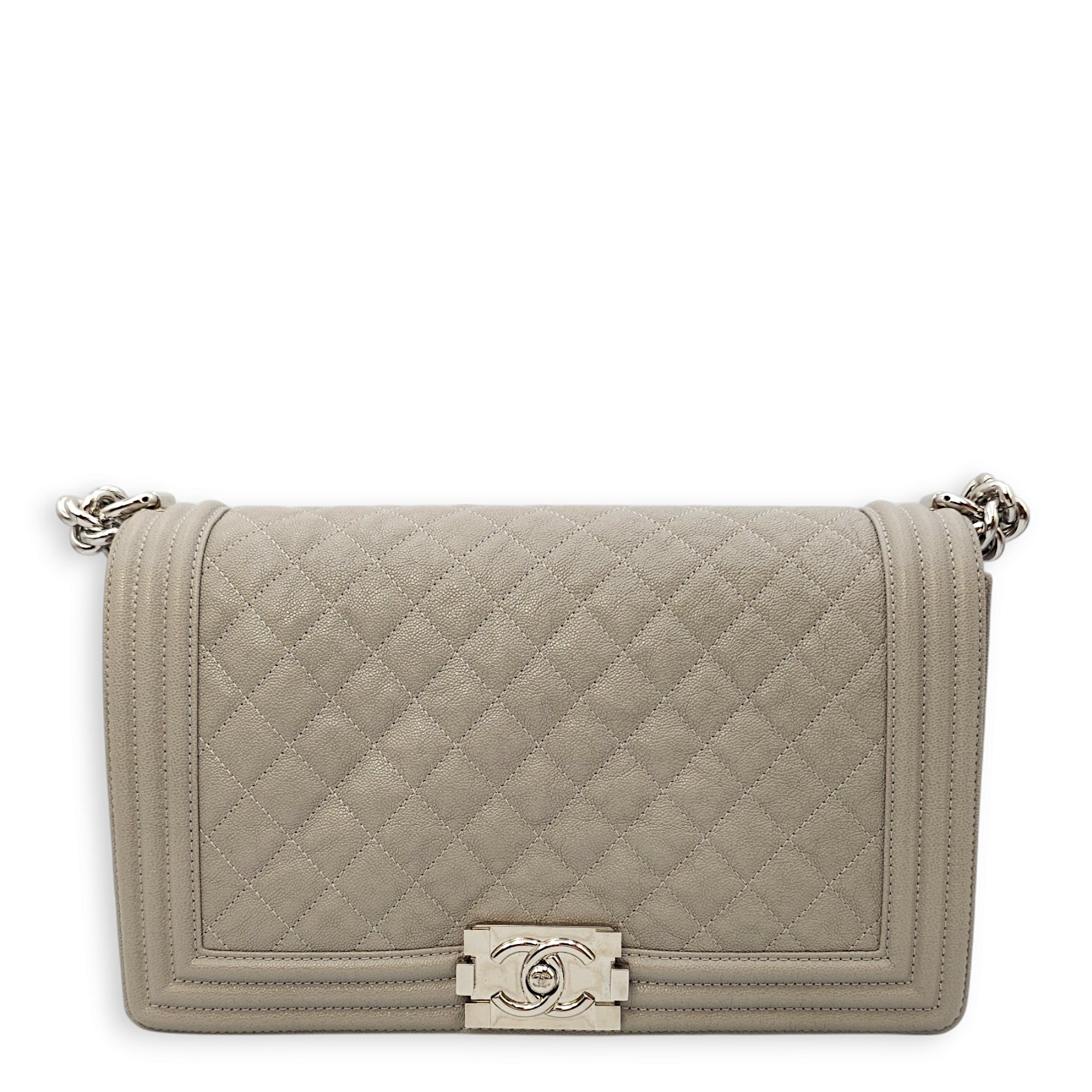 Quilted Boy (28cm) Medium Grey Shoulder Bag in Caviar Leather, Silver hardware