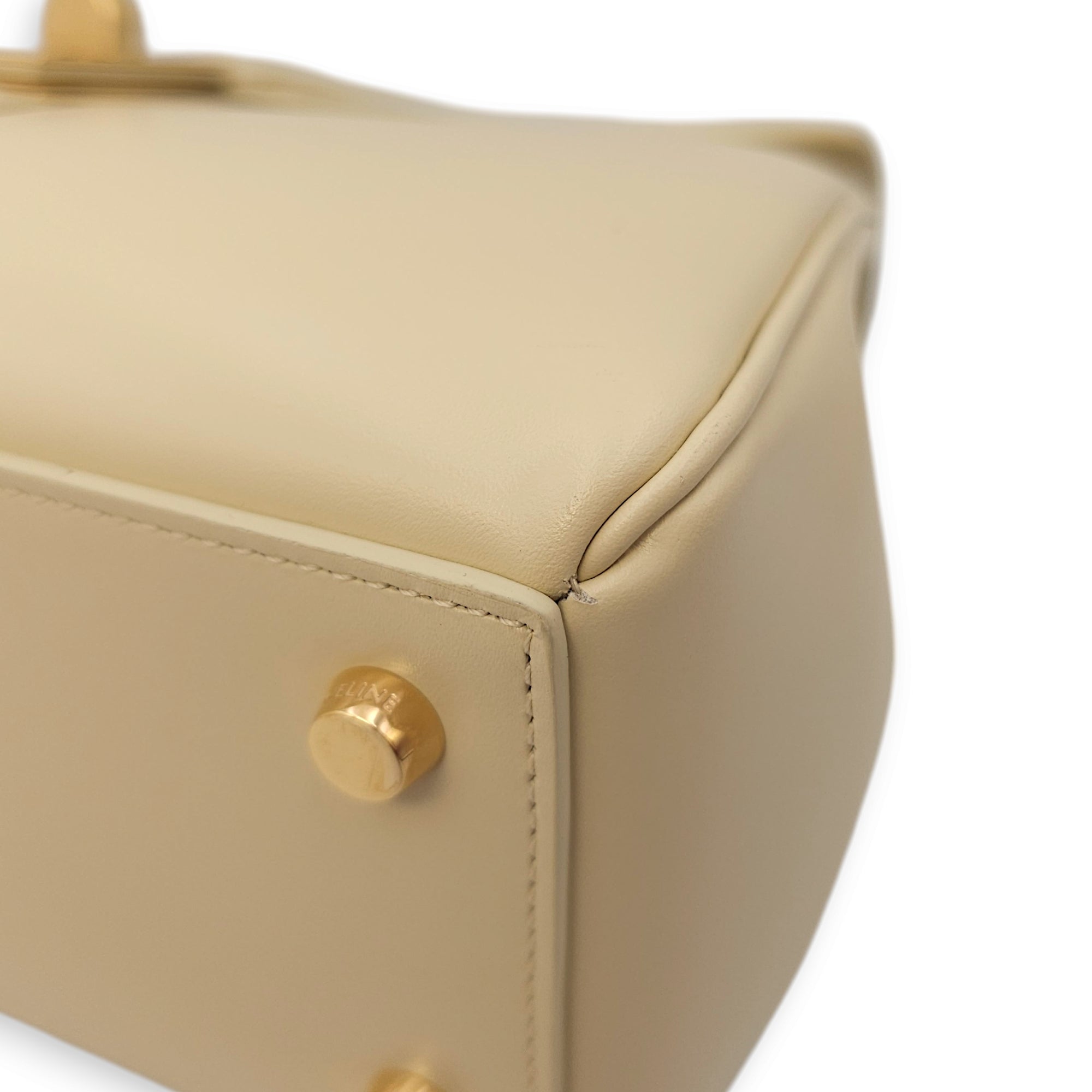 Small 16 Bag 23x18x10cm Beige Crossbody Bag in Calf, lambskin lining, Gold hardware