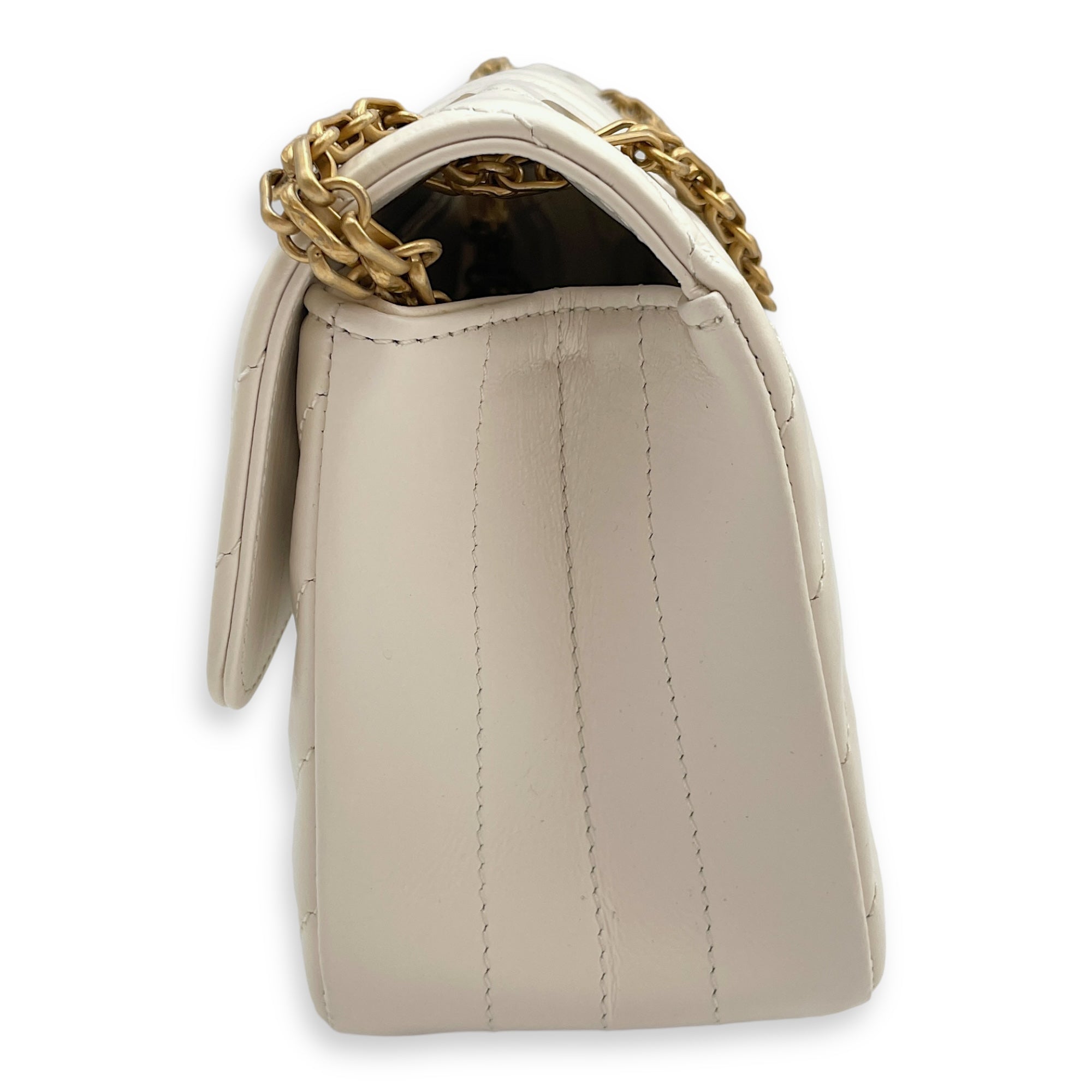 2.55 Chevron Reissue Mini White Crossbody Bag in Calfskin, Gold hardware