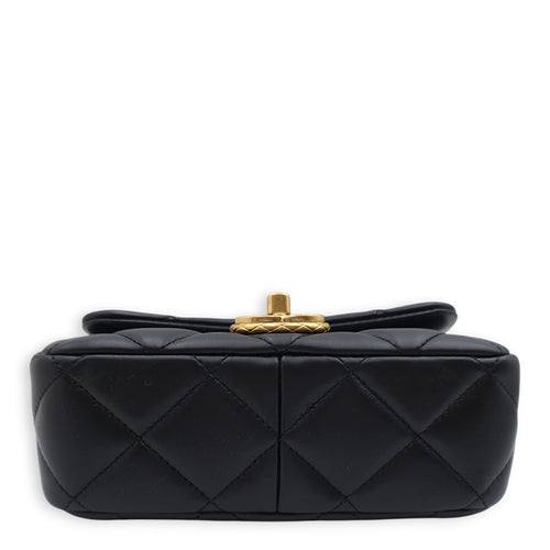 Seasonal Quilted Mini Flap 18x12x6cm Black Crossbody Bag in Lambskin, Gold hardware