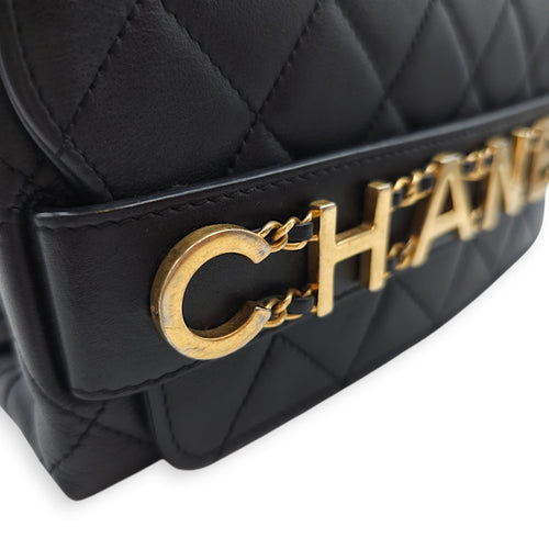 Seasonal Logo Enchained Flap 21.5x13.5x6cm Black Crossbody Bag in Calfskin, Gold hardware