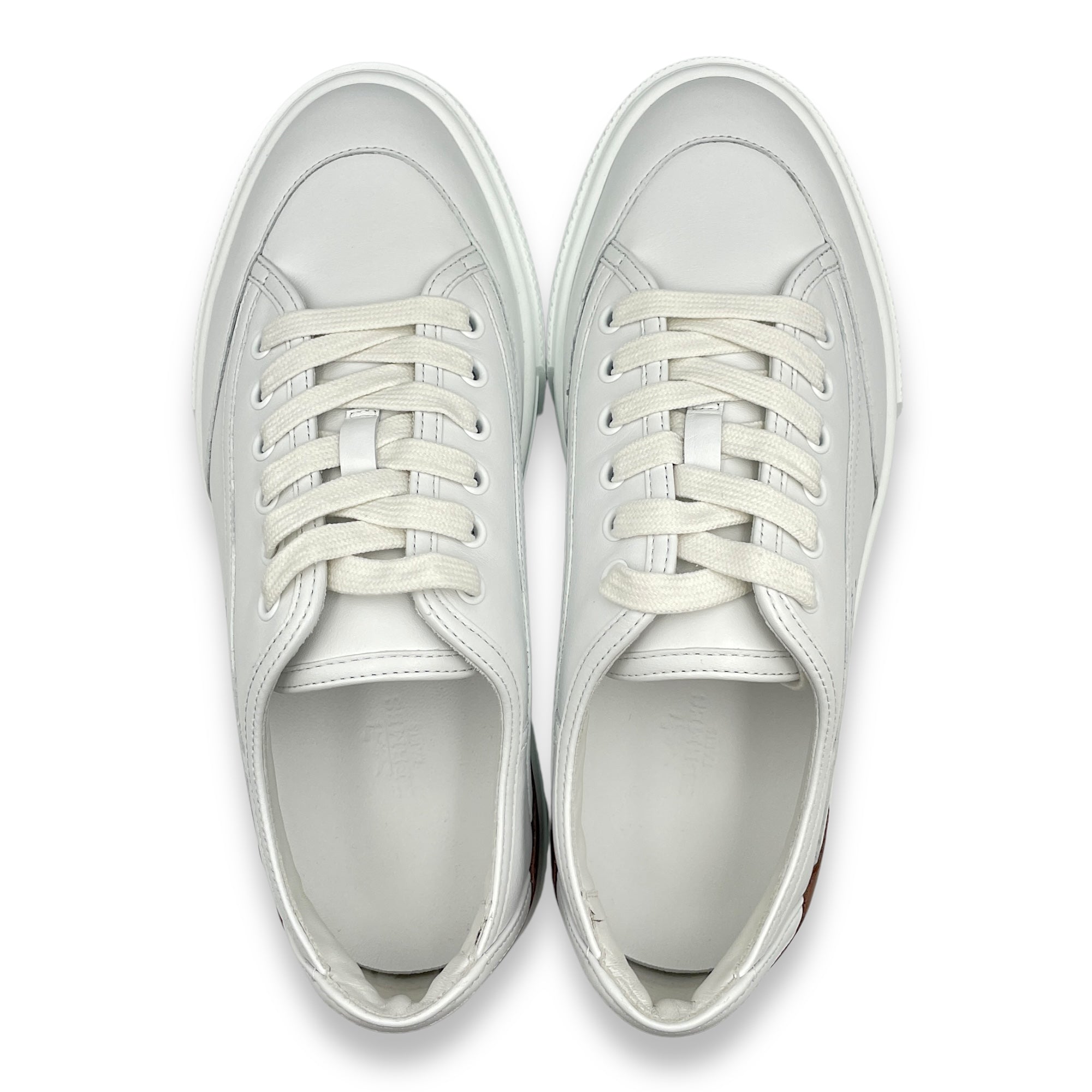 Get 38 Blanc Sneakers in Calfskin