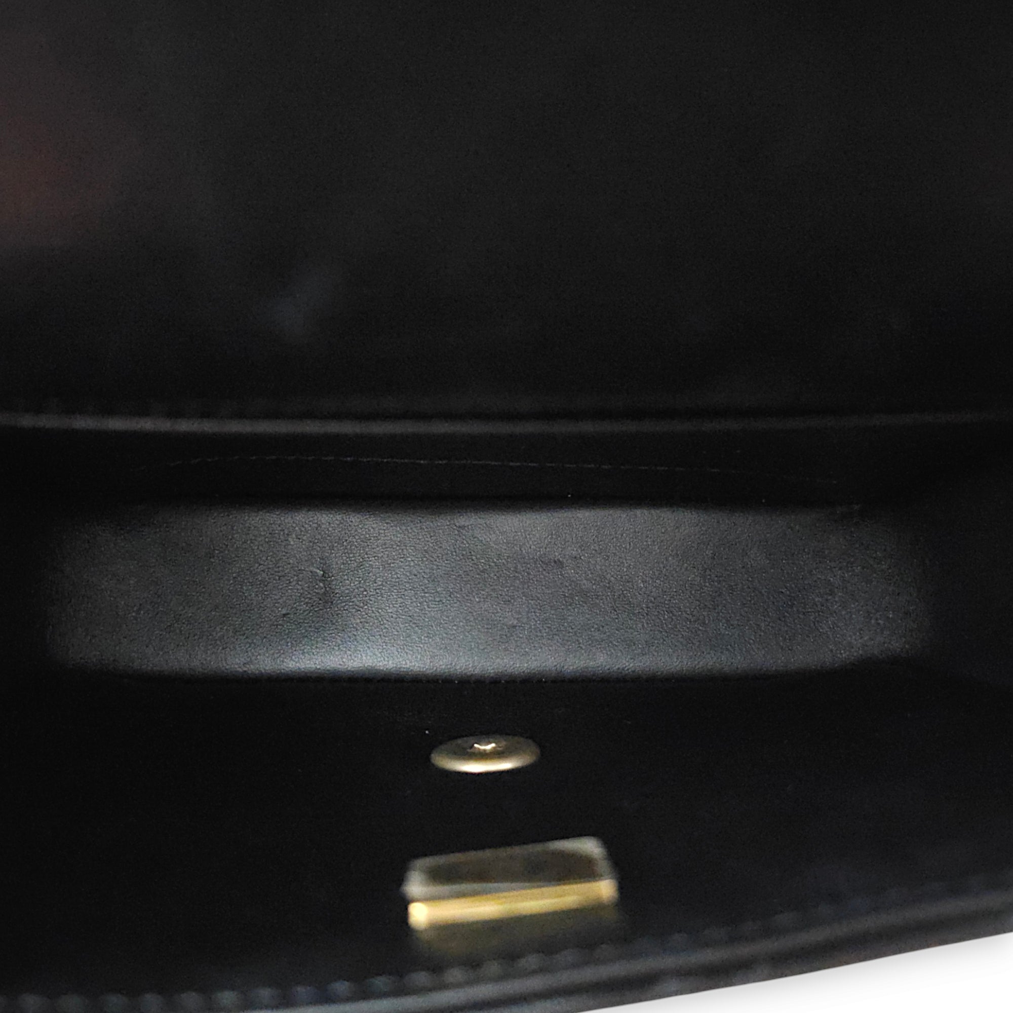 Seasonal Mini Flap with Pearl Chain 17x12x5cm Black Shoulder Bag in Lambskin, Gold hardware