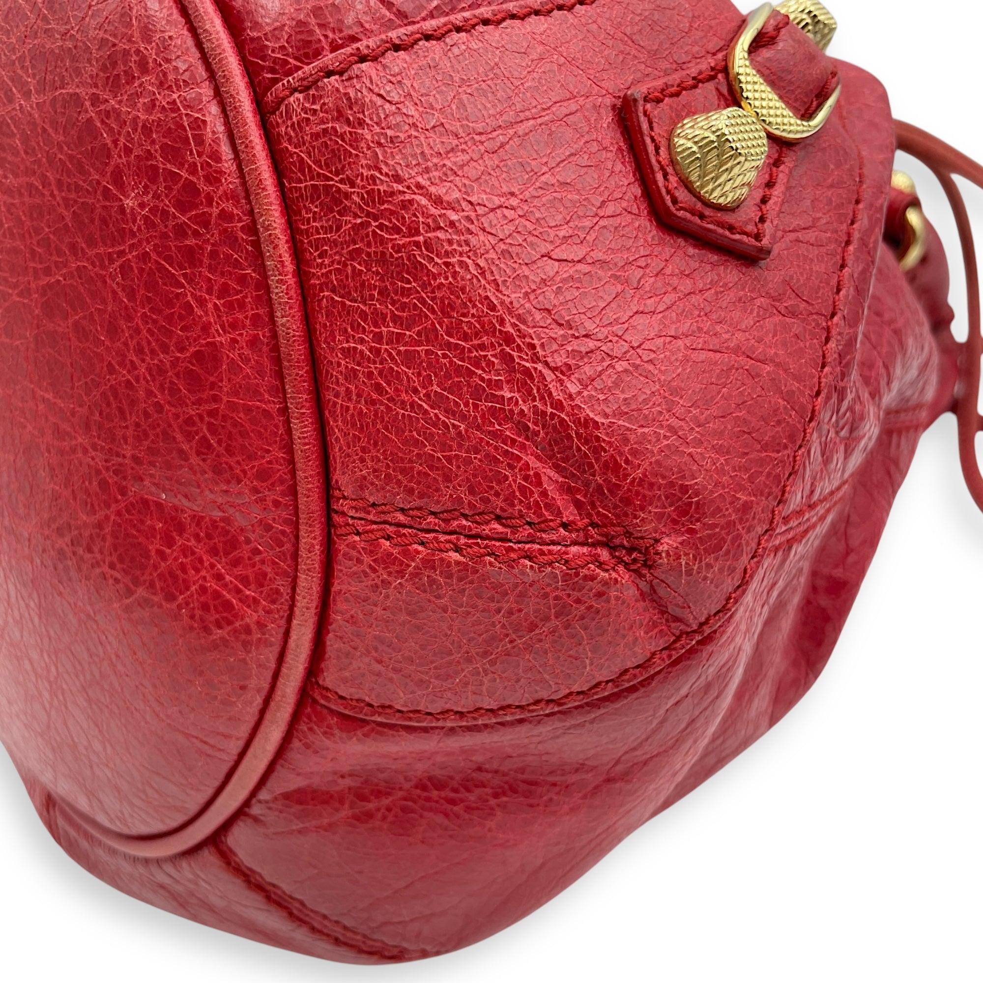 Pompon Mini Red Crossbody Bag in Distressed Leather, Gold hardware
