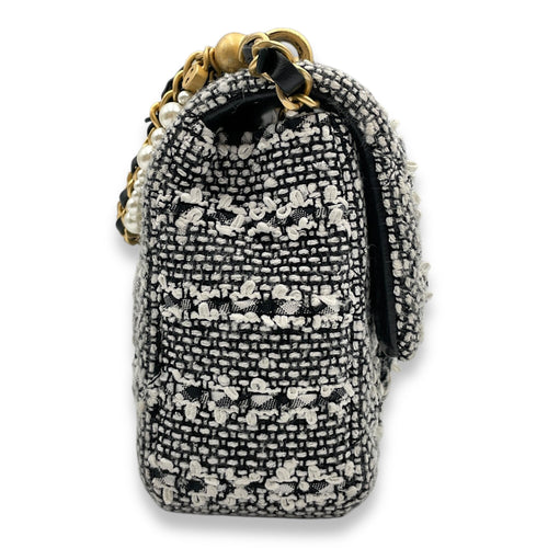 Seasonal Mini Flap 17x12x5cm Multi-colour Crossbody Bag in Tweed, lambskin Gold hardware CL2502-9836 3