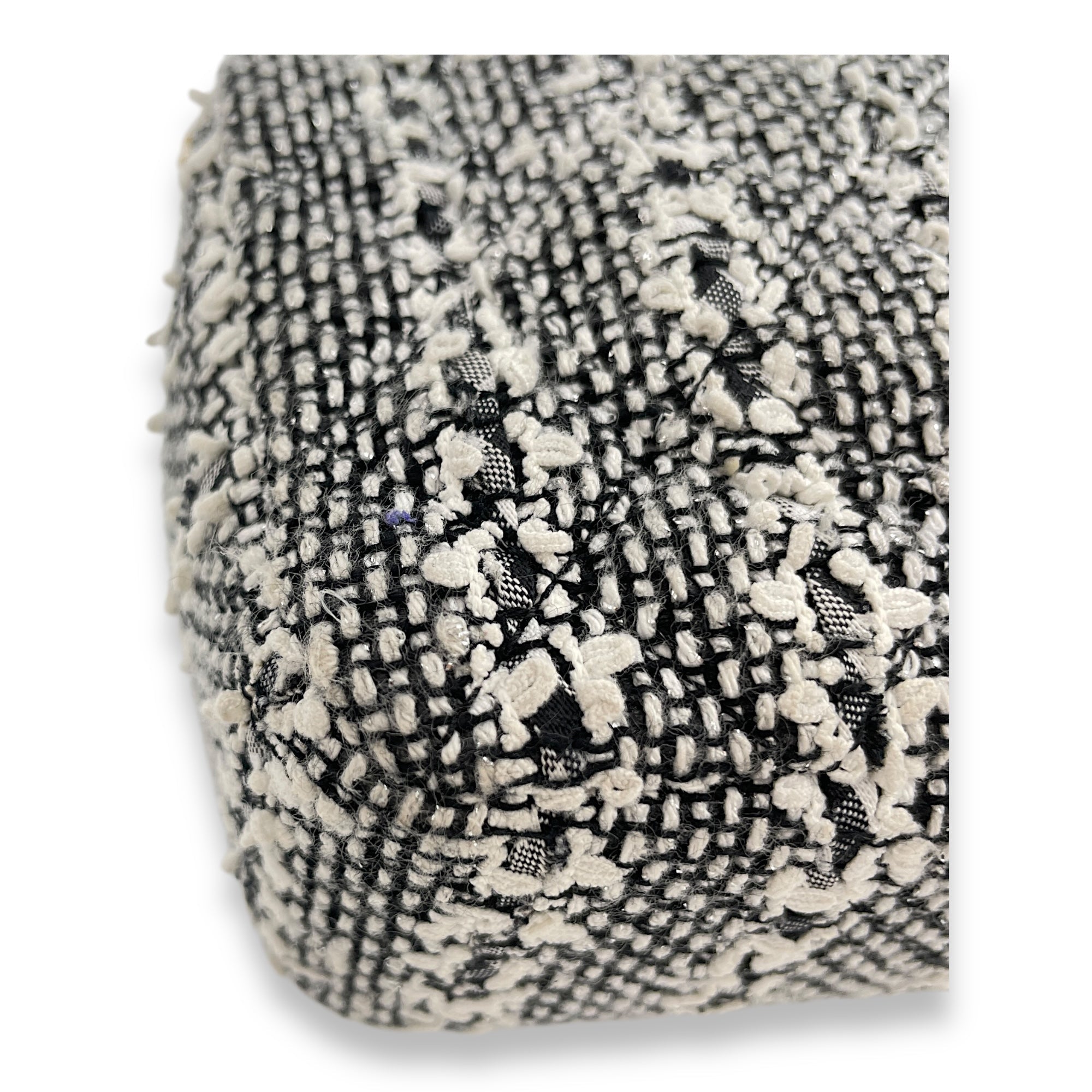 Seasonal Mini Flap 17x12x5cm Multi-colour Crossbody Bag in Tweed, lambskin Gold hardware CL2502-9836 10