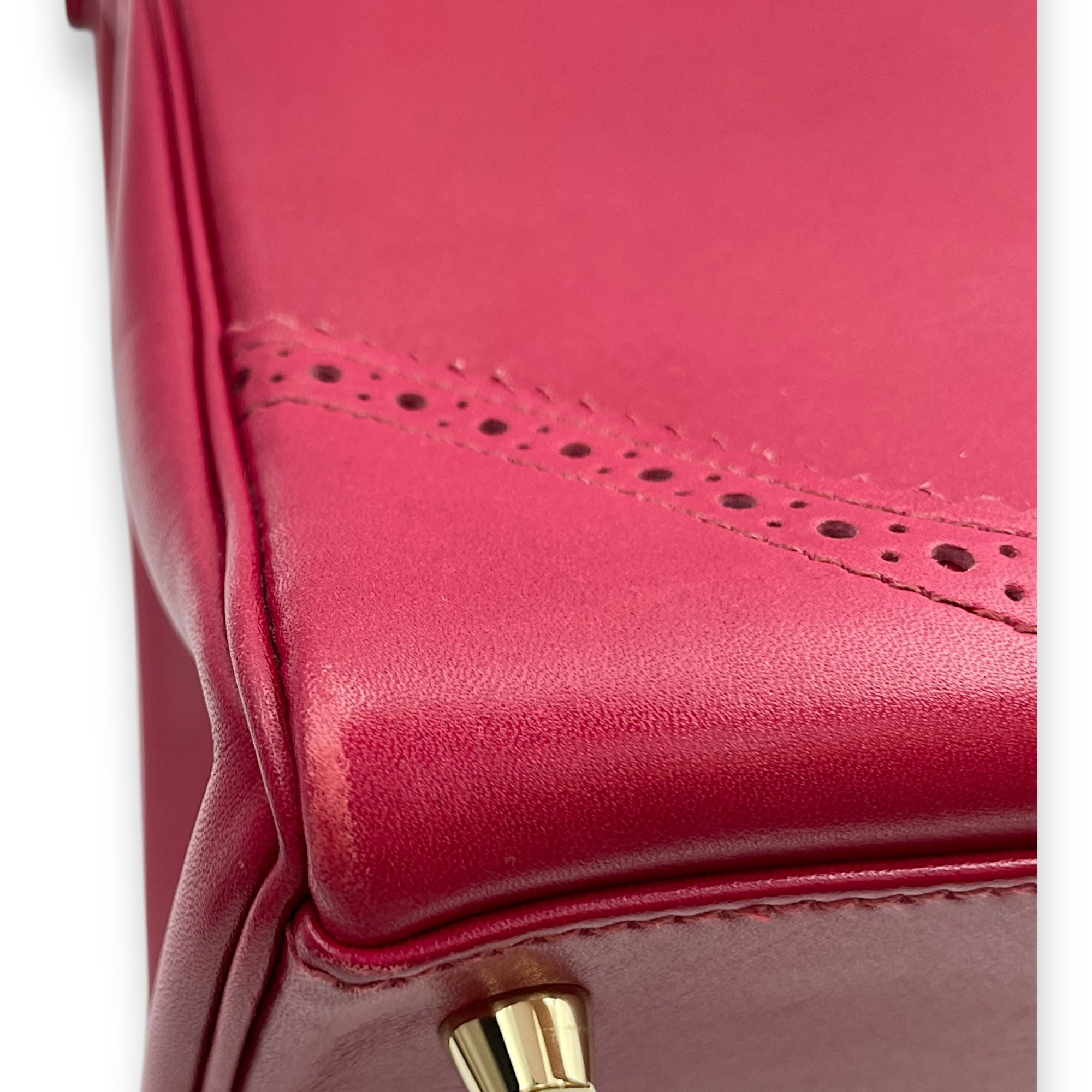 Ghillies Kelly 35 Rubis in Tadelakt Permabrass hardware