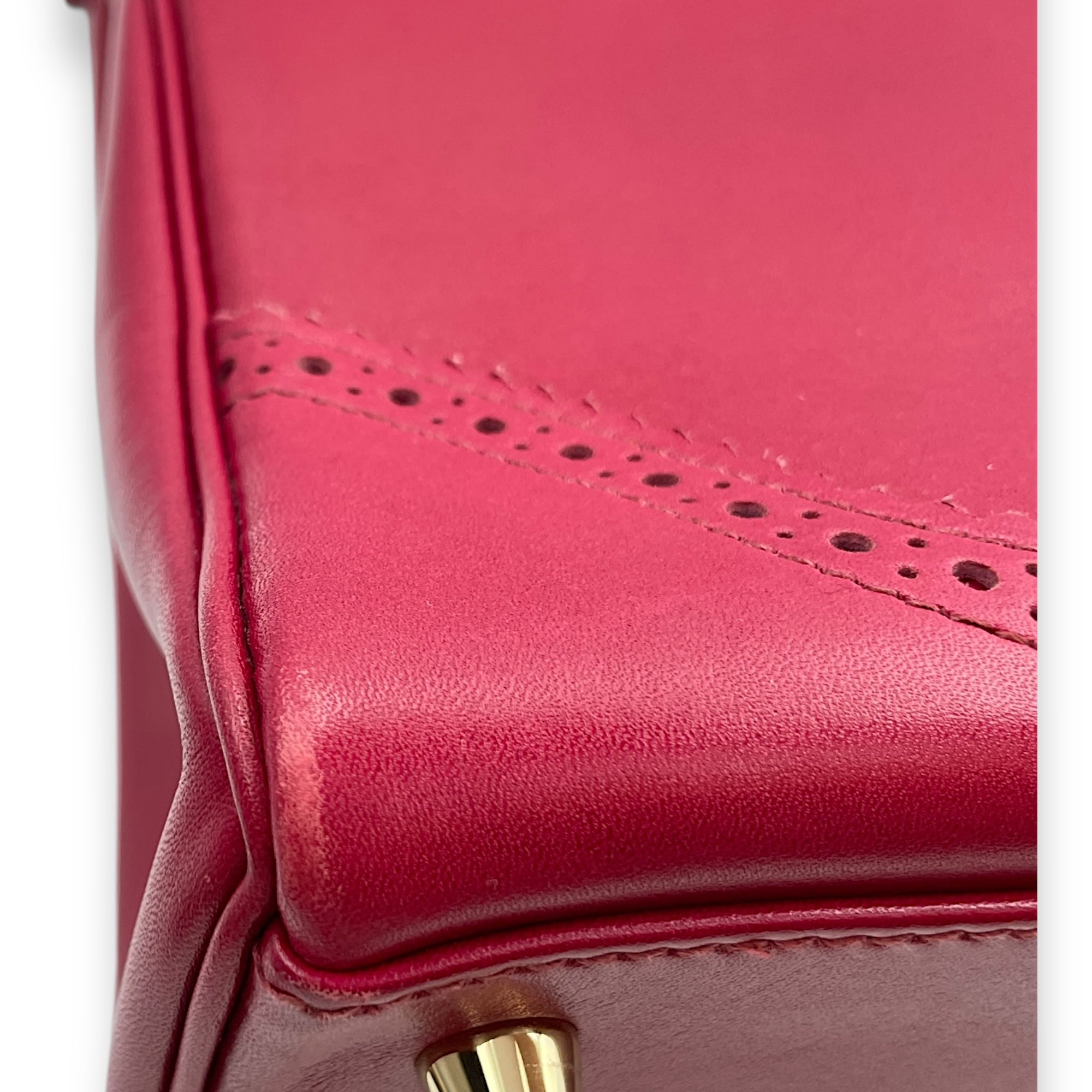 Ghillies Kelly 35 Rubis in Tadelakt Permabrass hardware