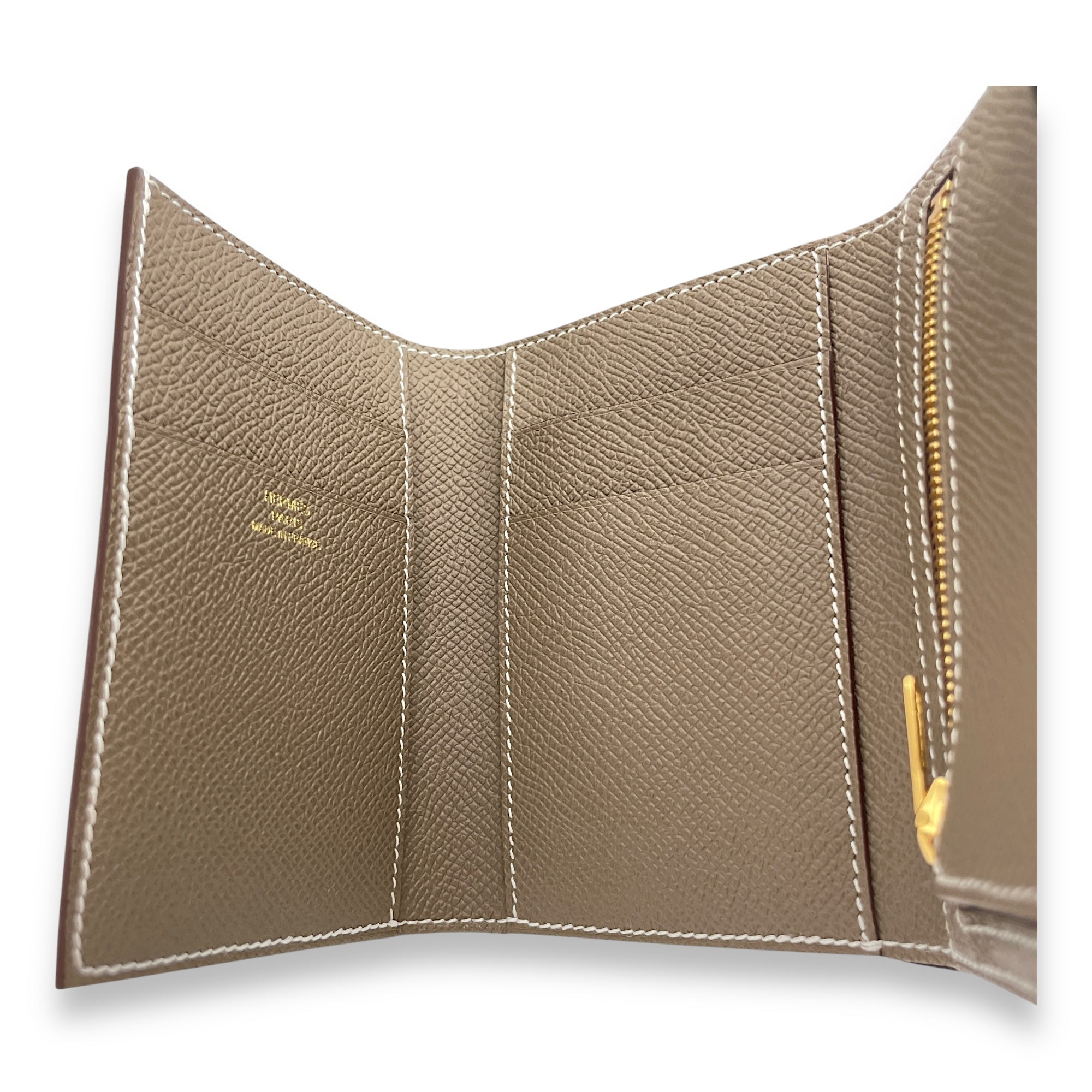 Bearn Combine Etoupe Wallet in Epsom, Gold hardware