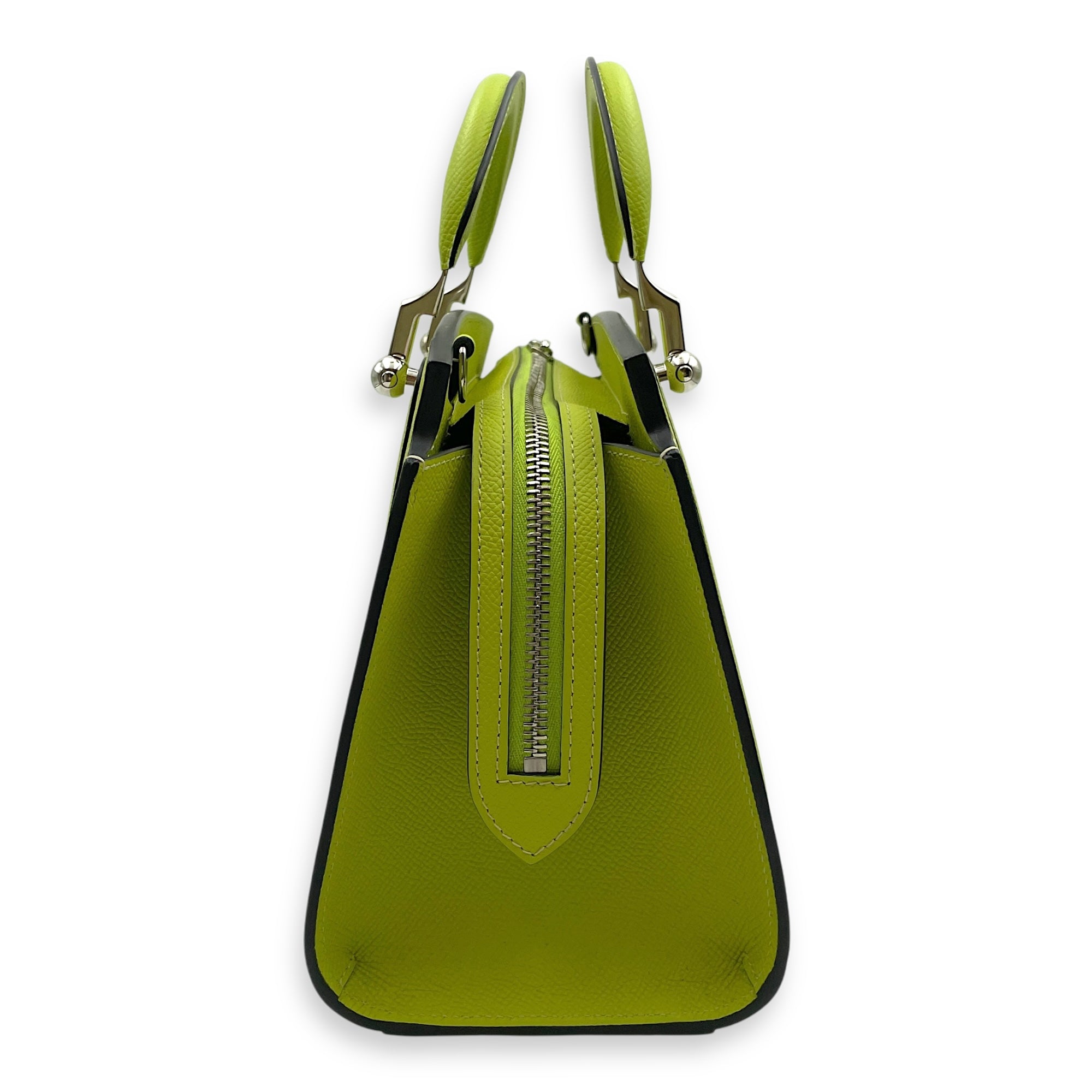 Petite Ballerine 26x18.5x10cm Lime Green Shoulder Bag in Calfskin, Silver hardware