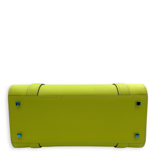 Petite Ballerine 26x18.5x10cm Lime Green Shoulder Bag in Calfskin, Silver hardware