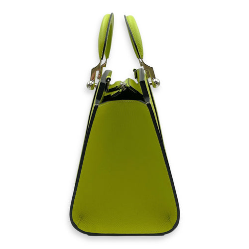 Petite Ballerine 26x18.5x10cm Lime Green Shoulder Bag in Calfskin, Silver hardware