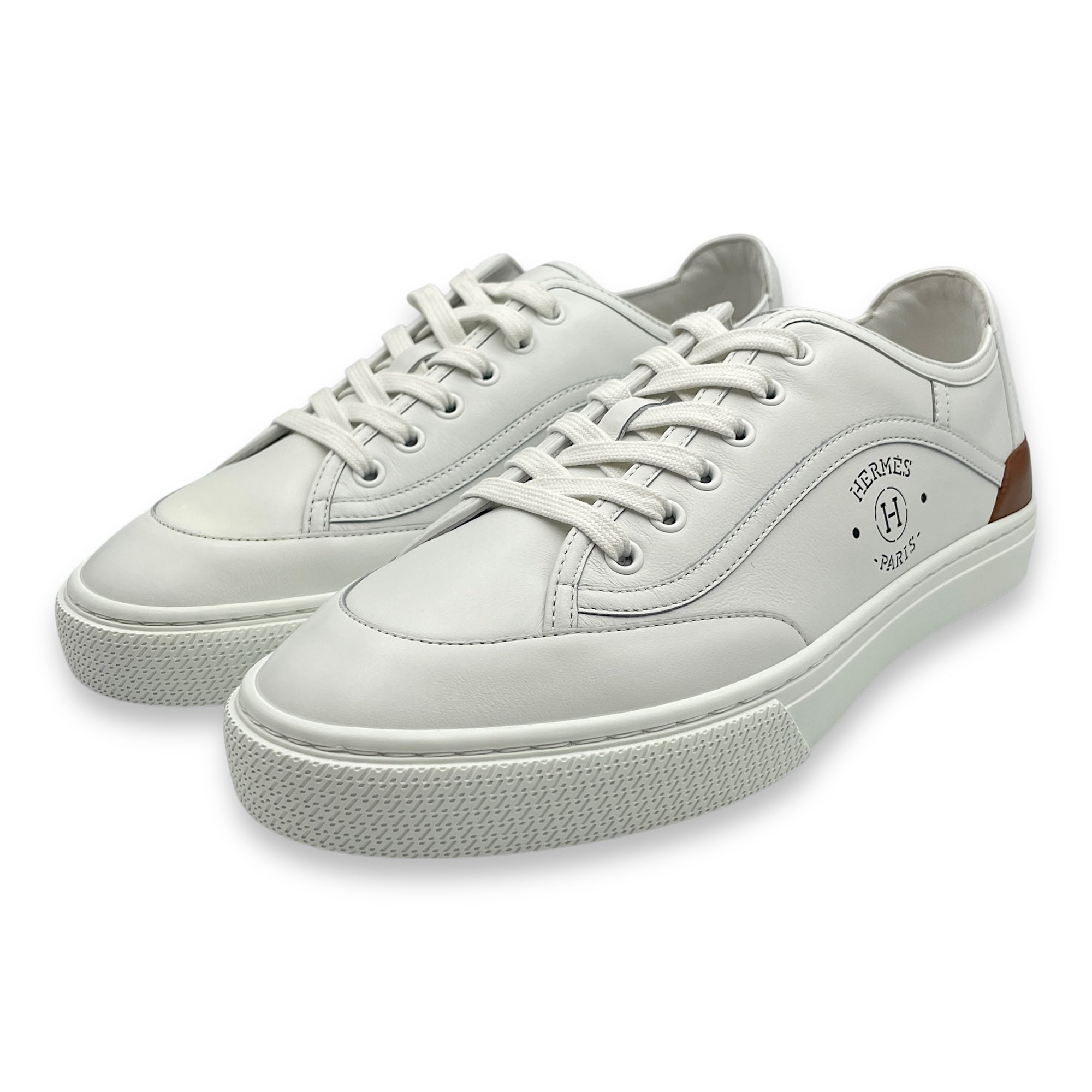 Get 40.5 White Shoes in Calfskin