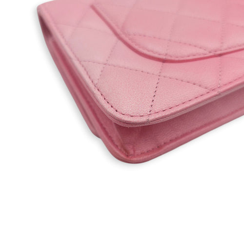 Classic Pink Wallet On Chain in Calfskin, Gold hardware