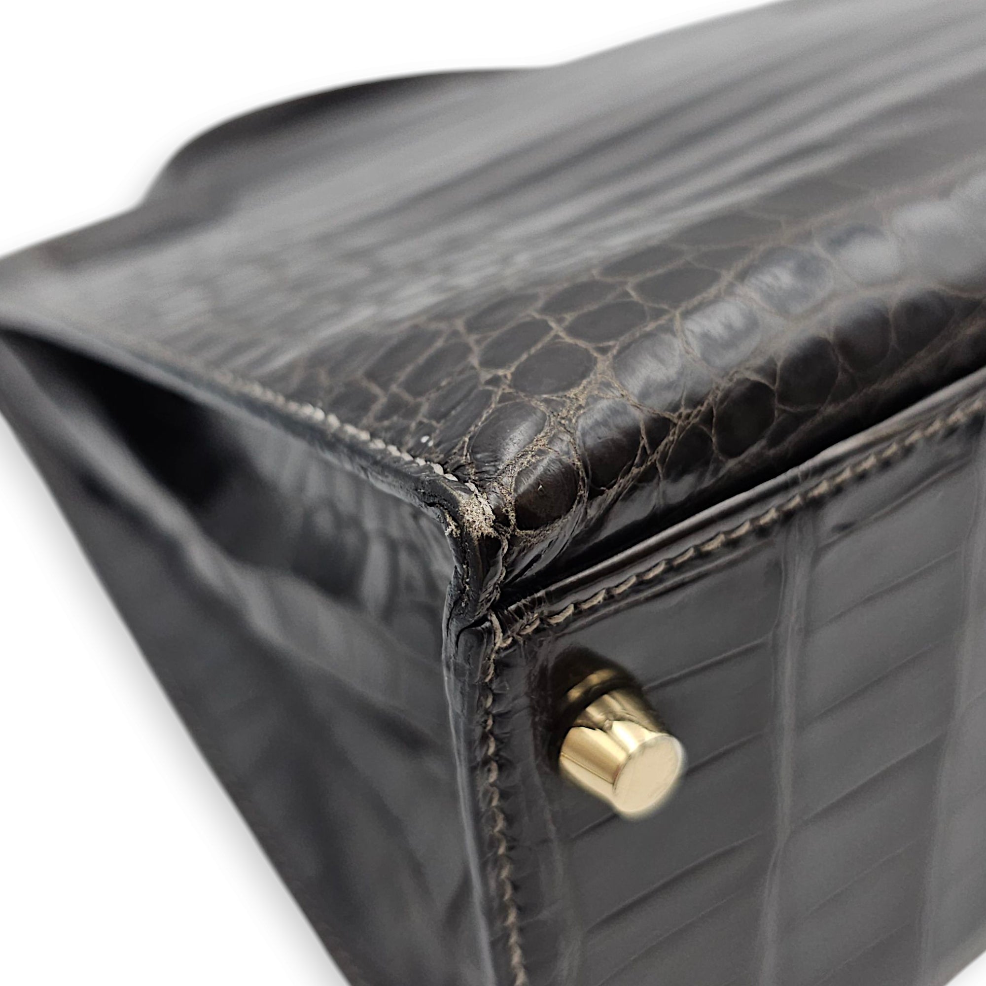 Sellier Kelly 32 Graphite in Shiny Porosus Gold hardware