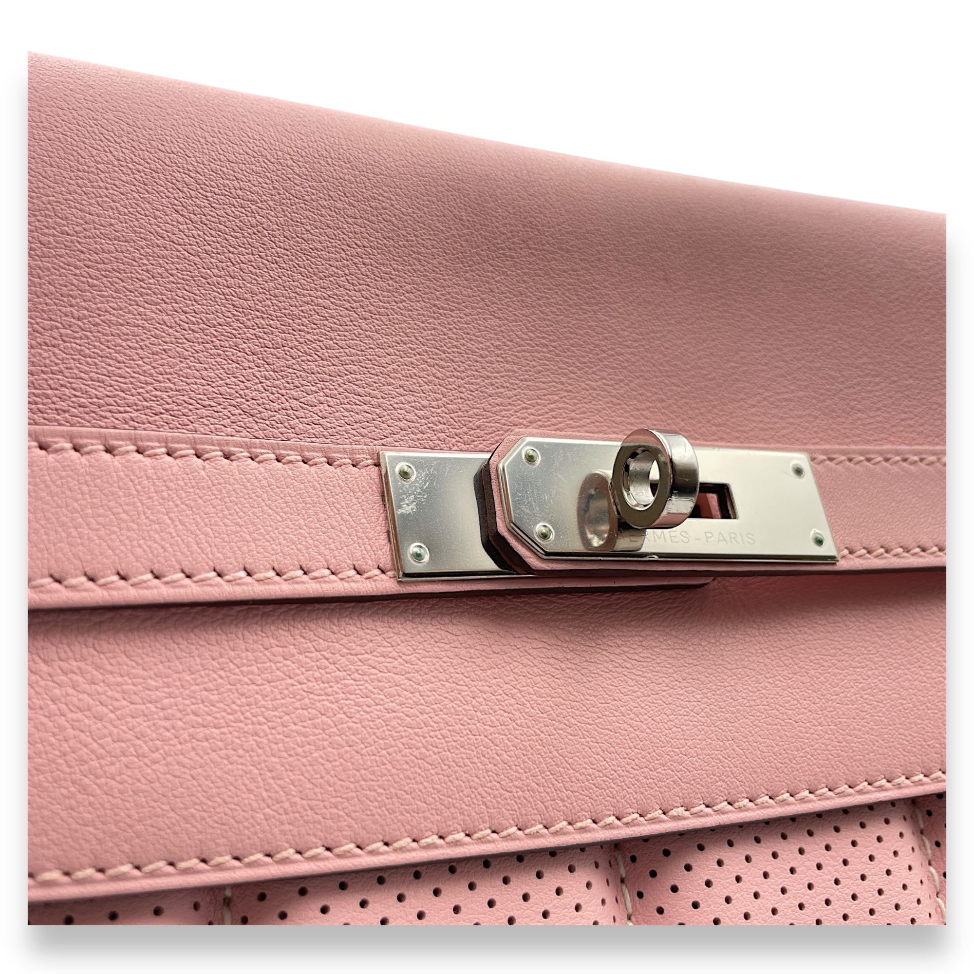 Berline 28 Rose Sakura in Swift, Palladium hardware