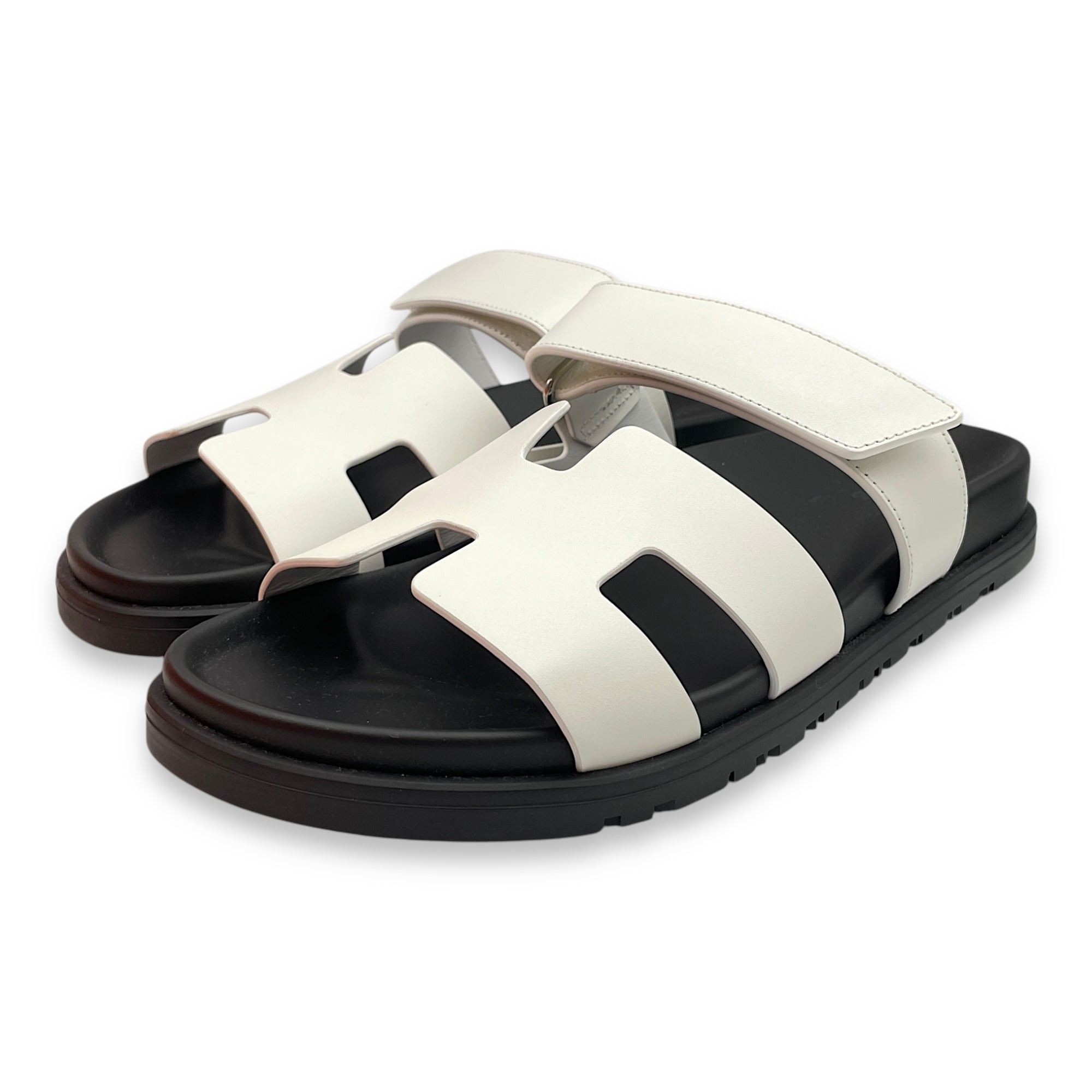 Chypre 39.5 Blanc Sandals in Calfskin