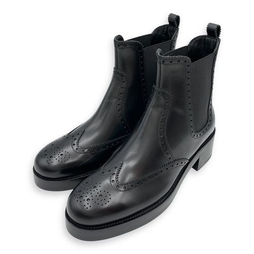 Hill Ankle  36.5 Black Boots in Calfskin