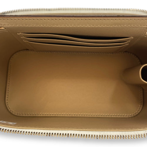 Pearl Crush Vanity (Rectangle) - World Cup Series Mini White Crossbody Bag in Lambskin, Gold hardware