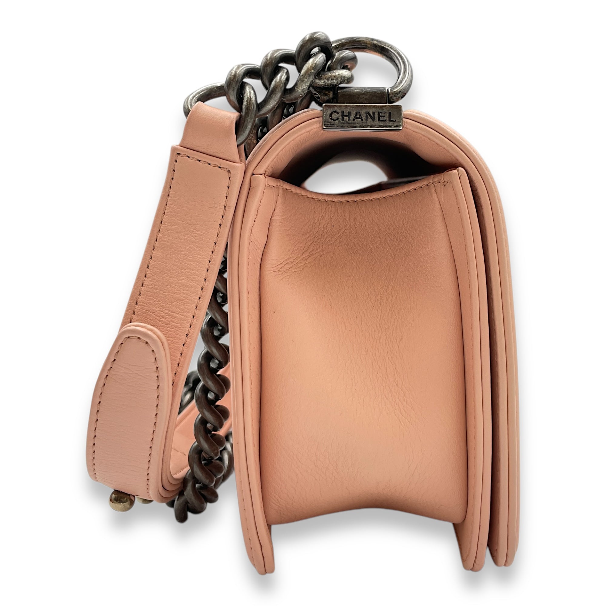 Quilted Boy (25cm) Medium Pink Crossbody Bag in Calfskin, Ruthenium hardware