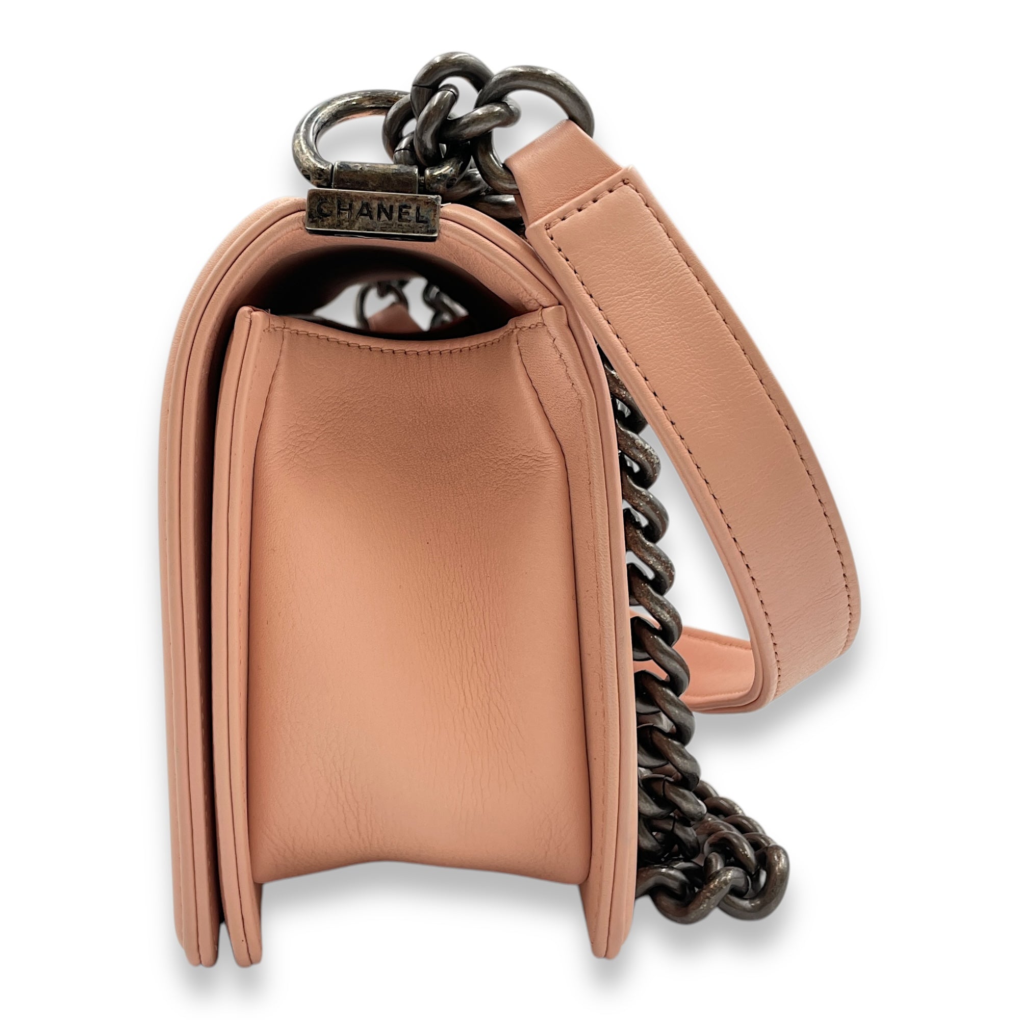 Quilted Boy (25cm) Medium Pink Crossbody Bag in Calfskin, Ruthenium hardware