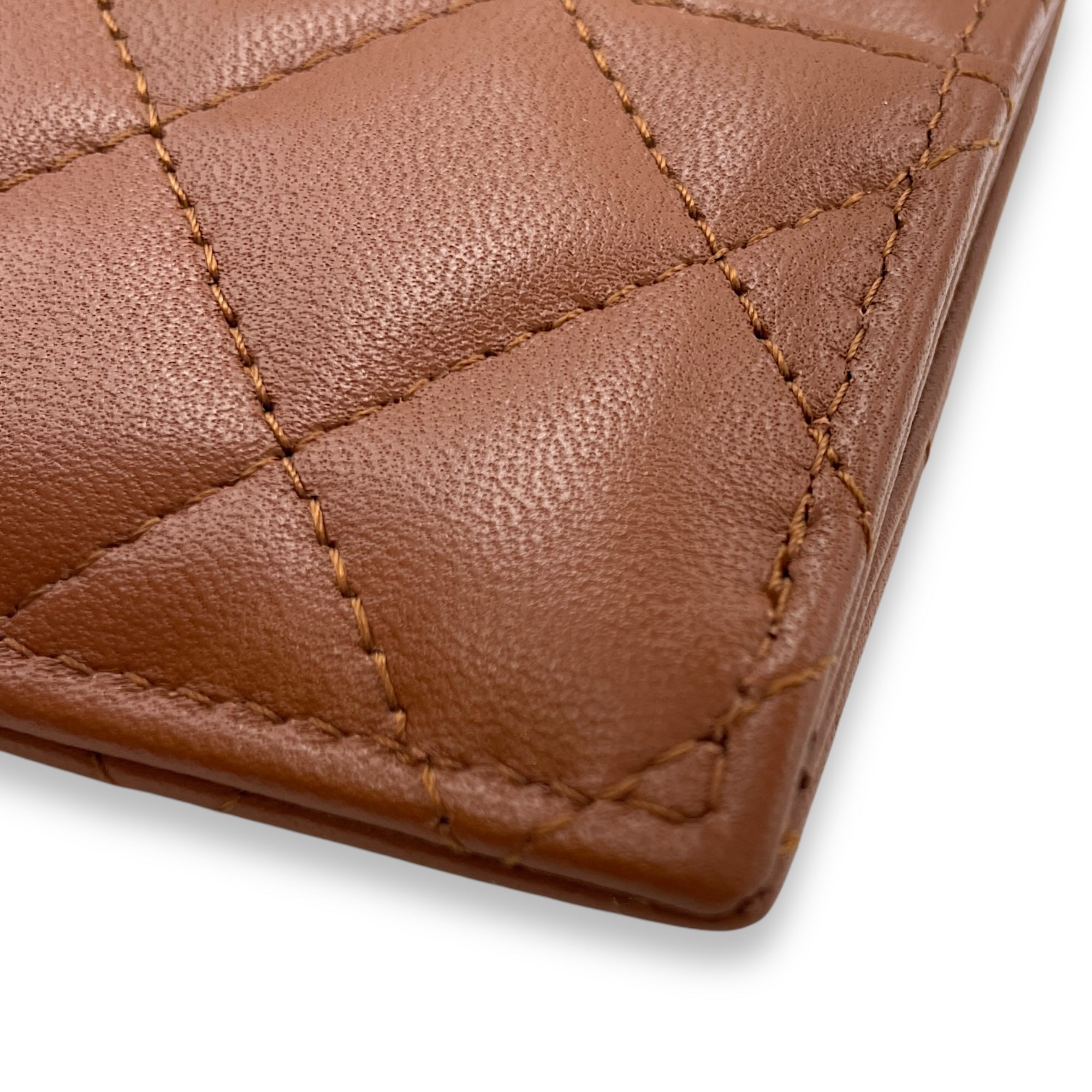 Brown Card Holder in Lambskin, Gold hardware