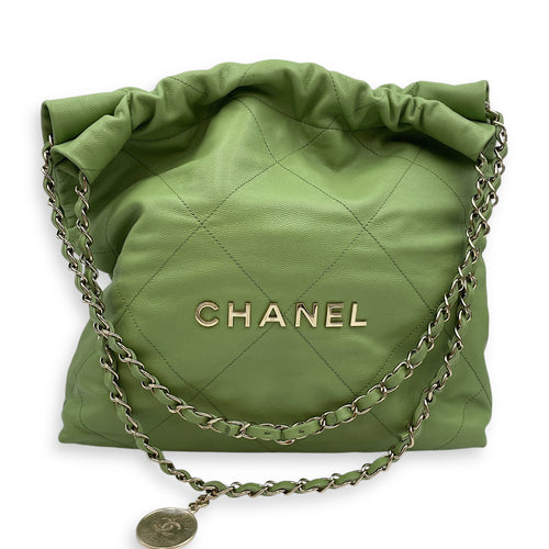22 Medium Green Tote Bag in Caviar Leather, Gold hardware
