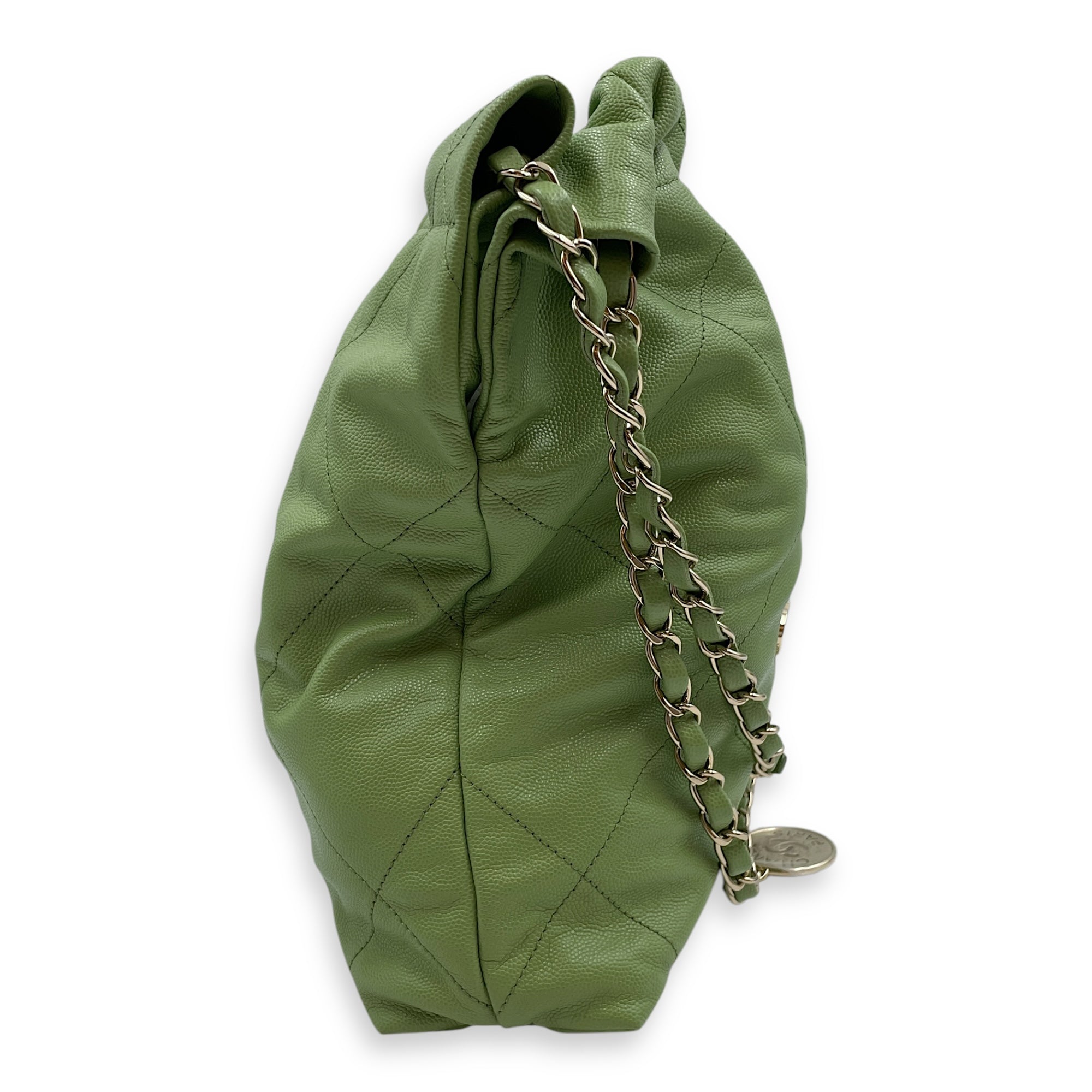 22 Medium Green Tote Bag in Caviar Leather, Gold hardware