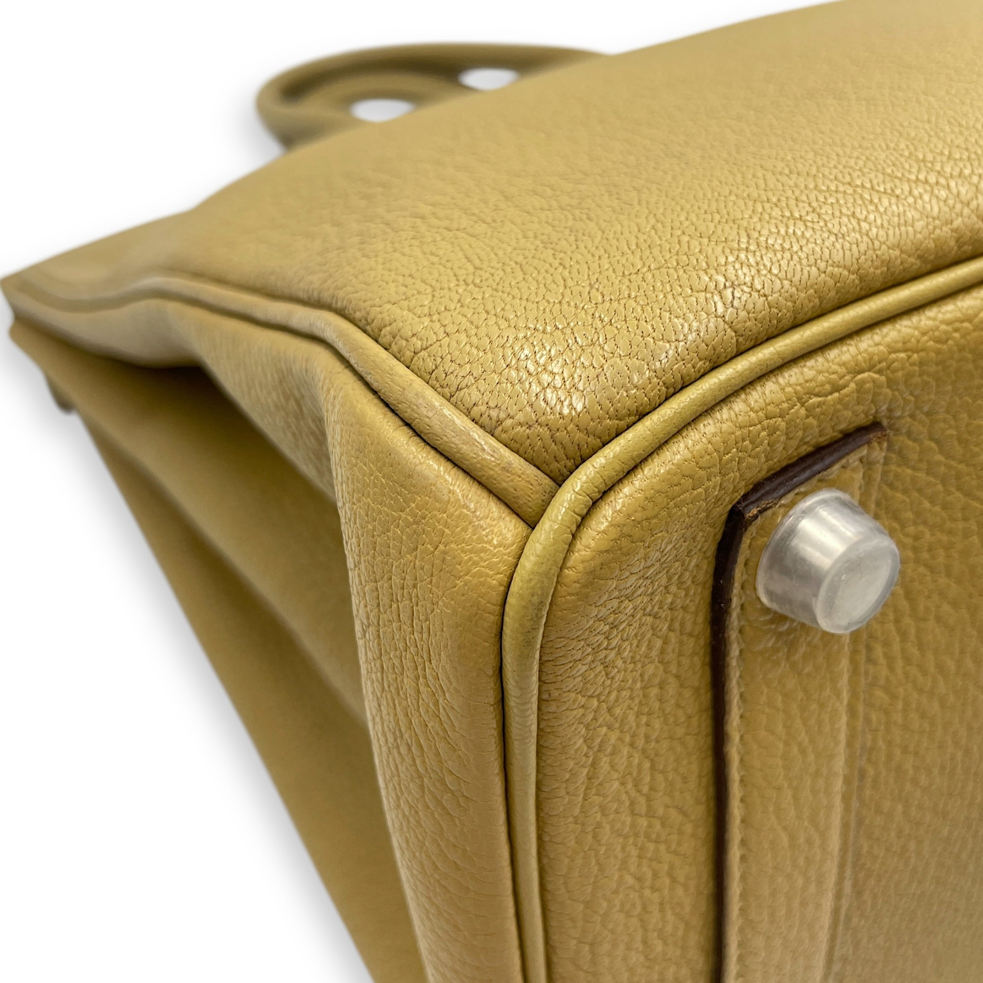 HAC 32 Chartreuse in Chevre Mysore, Palladium hardware