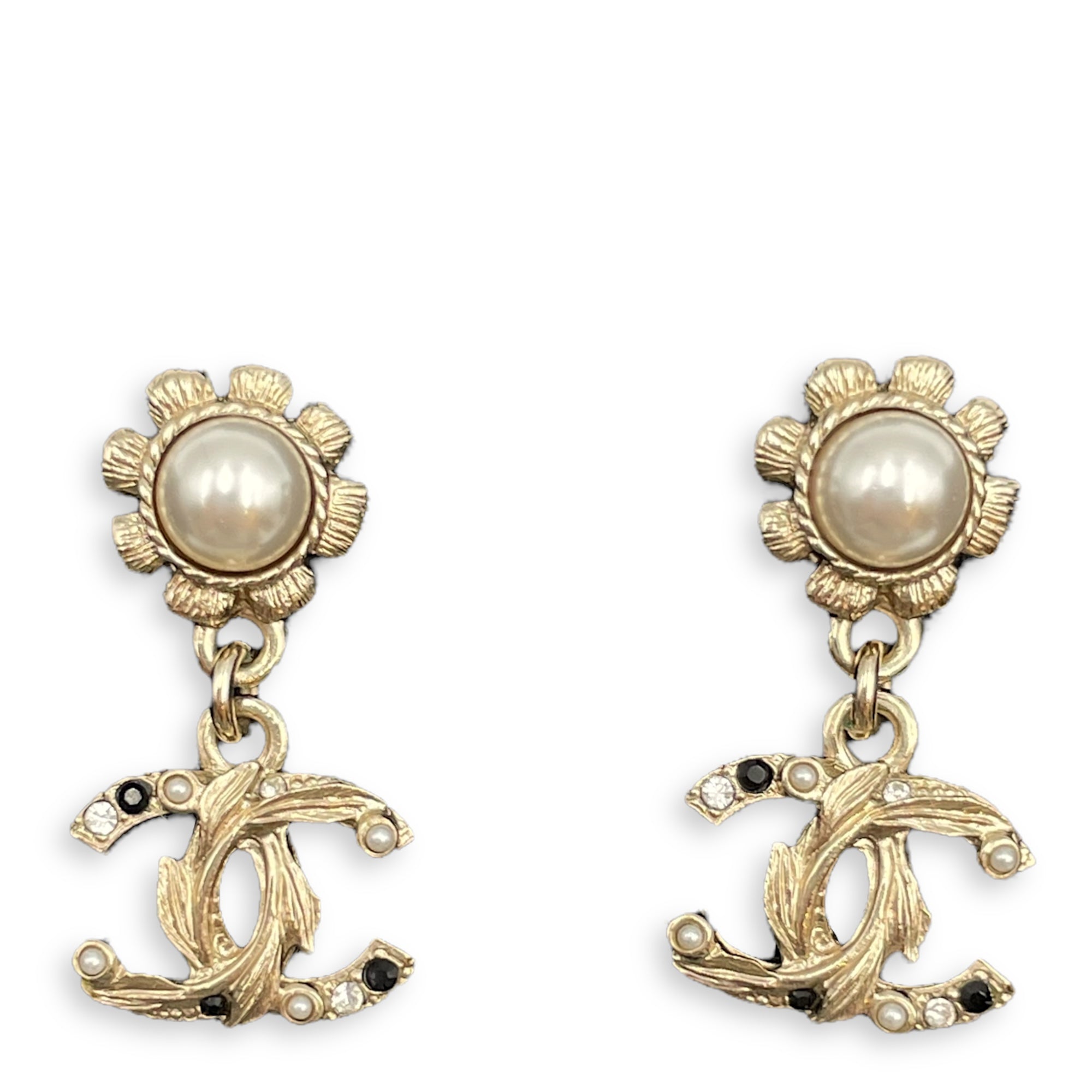 Pearl Dangle Silver Hardware Earrings