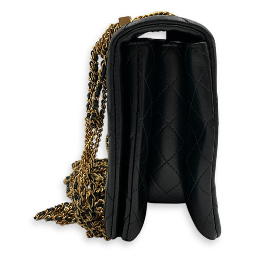 CC Flap Medium Black Shoulder Bag in Lambskin, Gold hardware