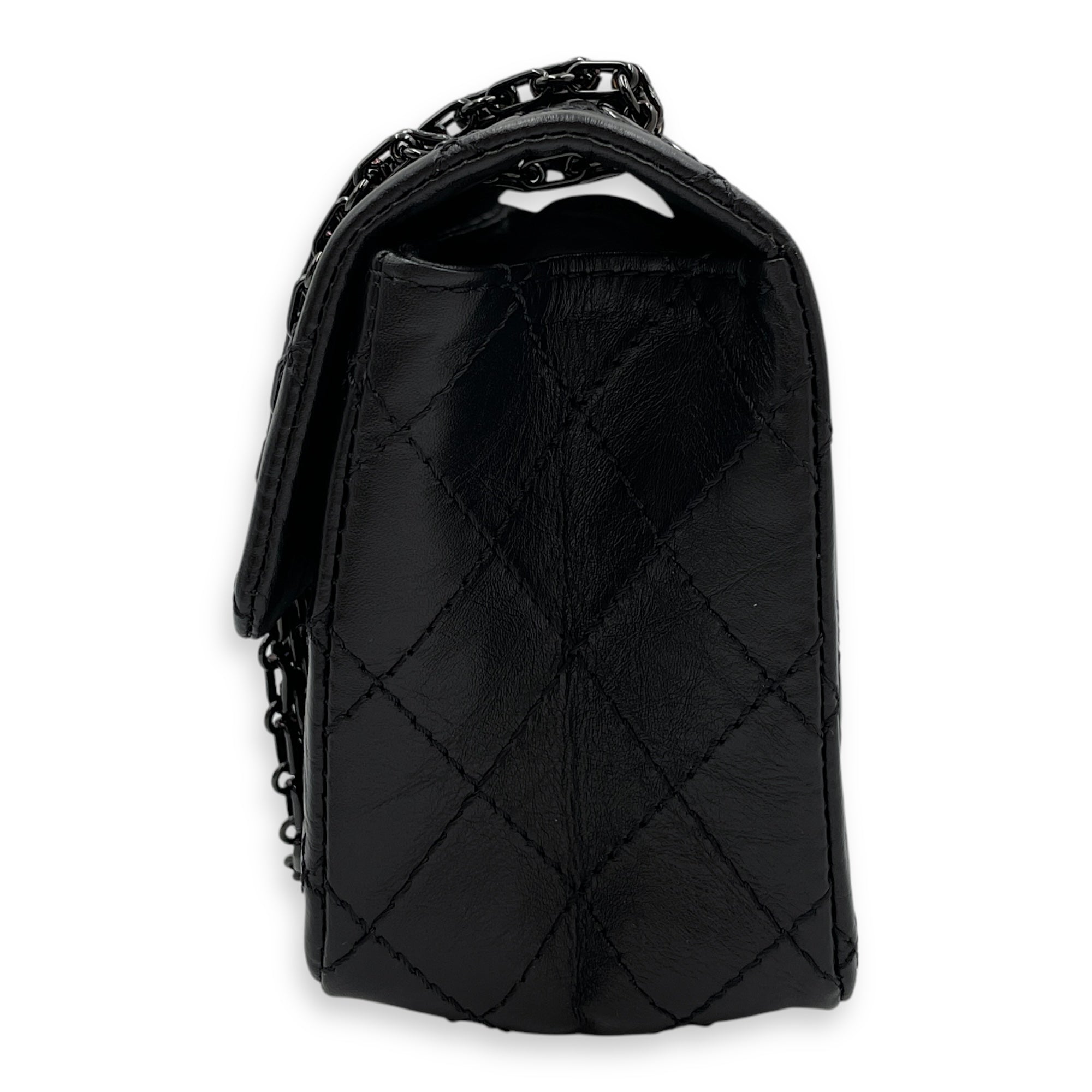 Classic Reissue 2.55 Mini SoBlack Shoulder Bag in Distressed Leather, Gunmetal hardware