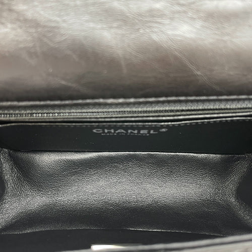 Classic Reissue 2.55 Mini SoBlack Shoulder Bag in Distressed Leather, Gunmetal hardware