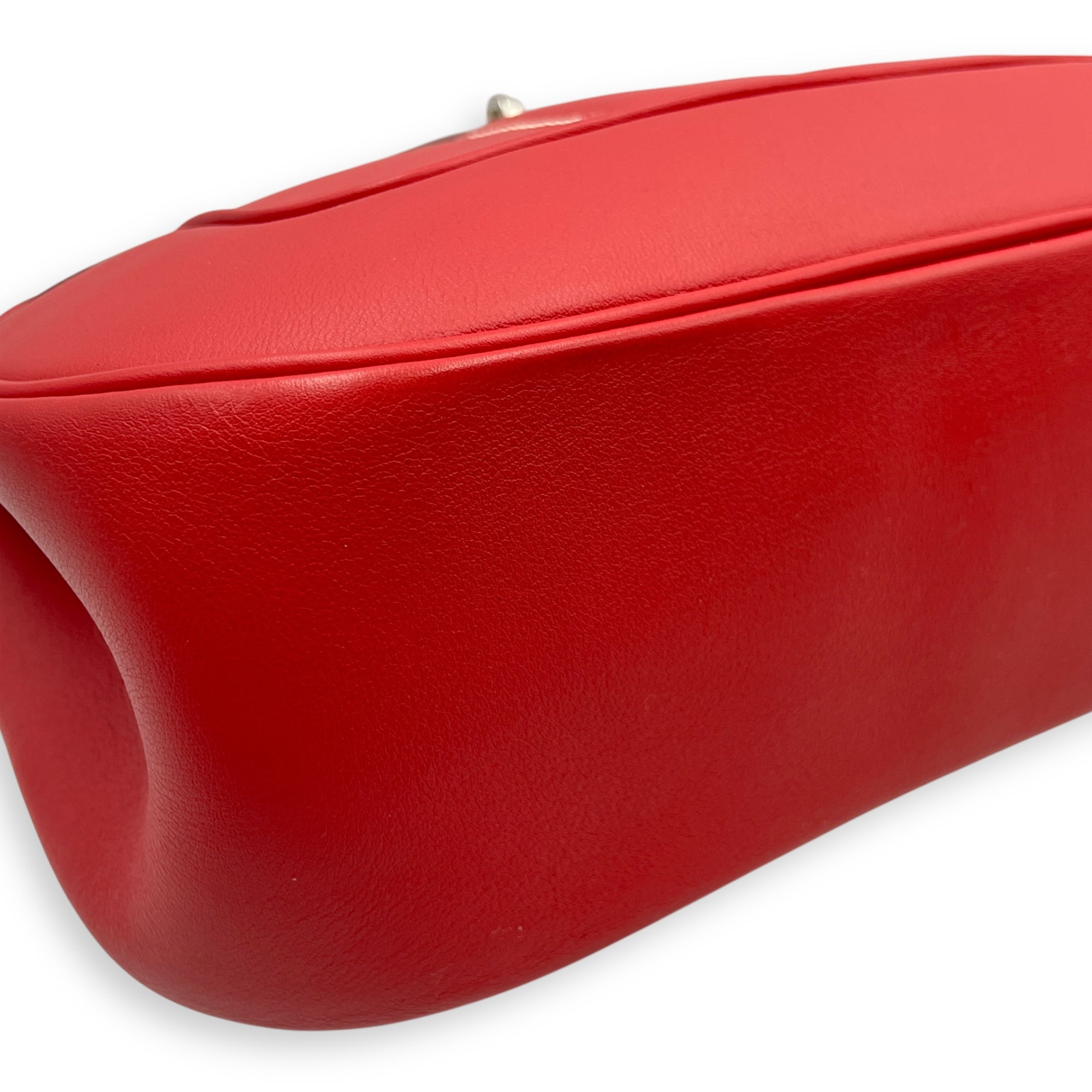 Berline 28 Rouge Casaque in Swift Palladium hardware
