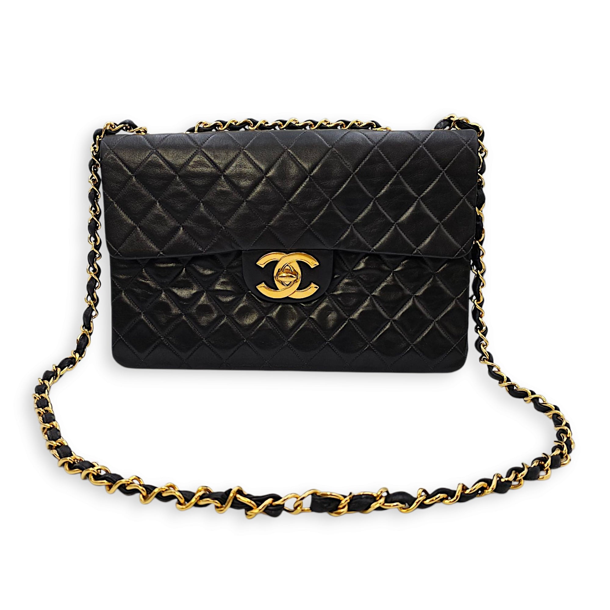 Vintage Maxl Black Flap Bag in Lambskin, Gold hardware