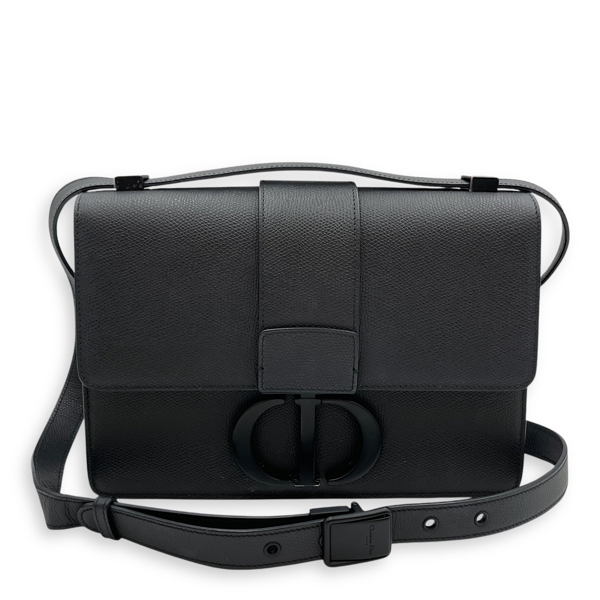 Montaigne 30 Medium Black Shoulder Bag in Calfskin, Black Powder Coated hardware