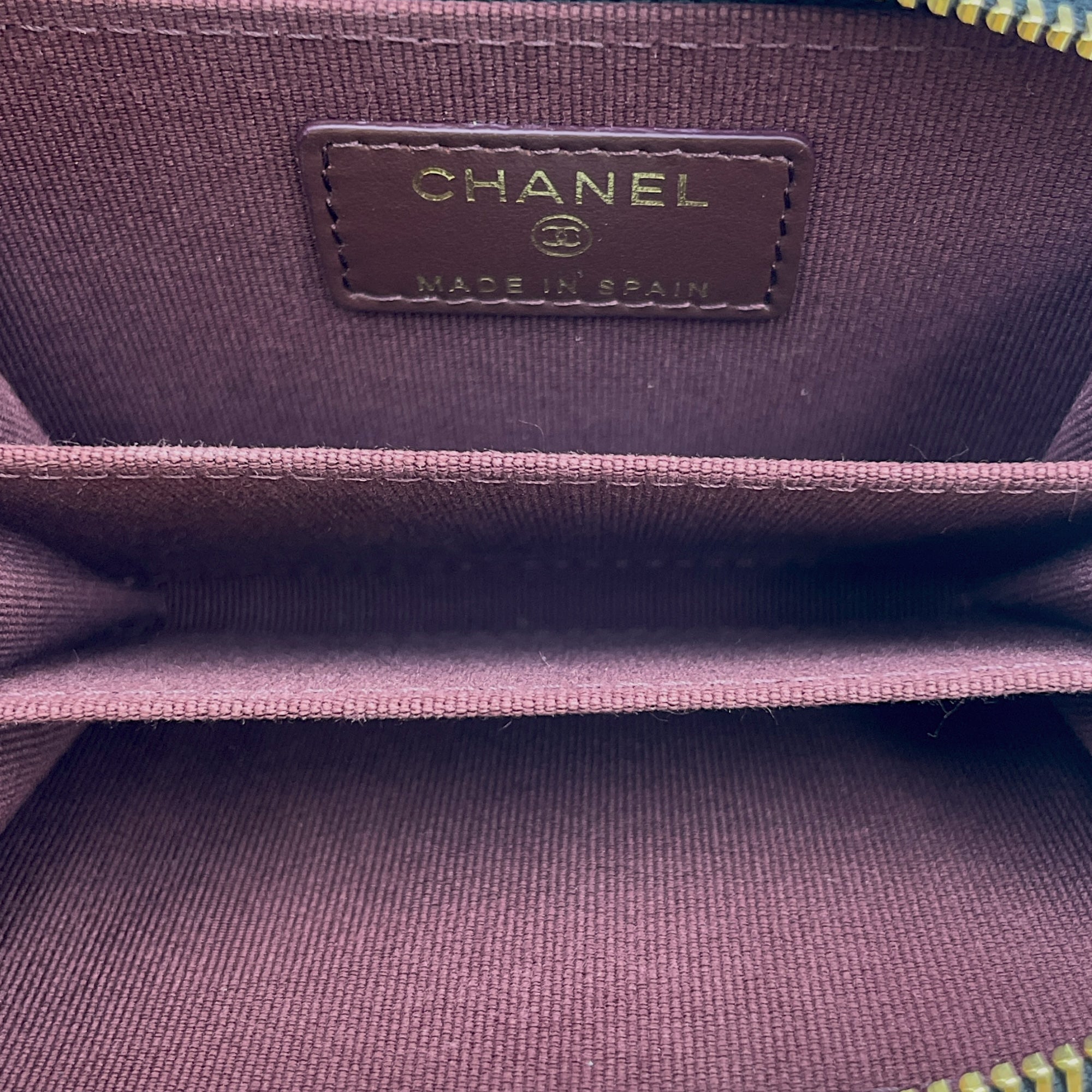 CC Black Card Holder in Caviar Leather, Gold hardware