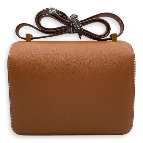 Constance 24 Gold in Evercolor, Gold hardware