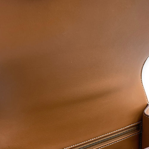 Constance 24 Gold in Evercolor, Gold hardware