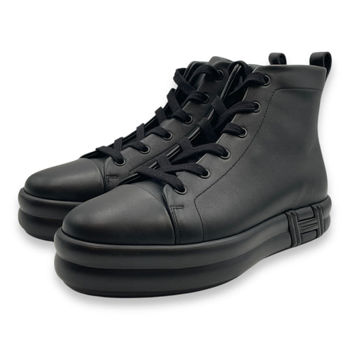 Happiness 38 Black Sneakers in Calfskin