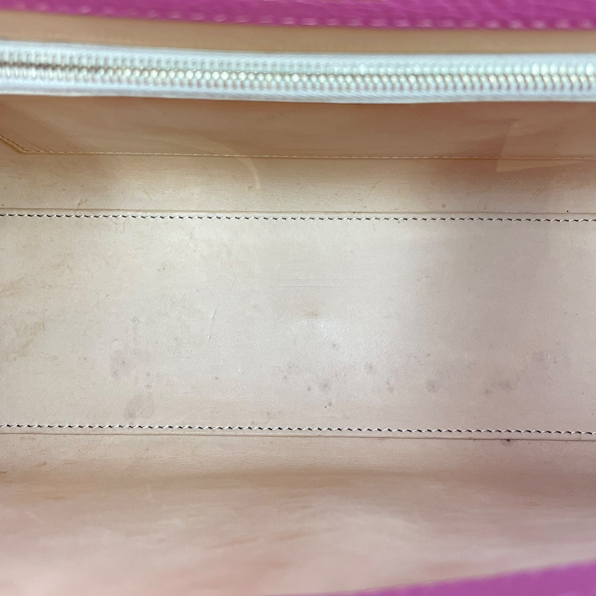 Rejane PM Pink Crossbody Bag in Calfskin, Gold hardware