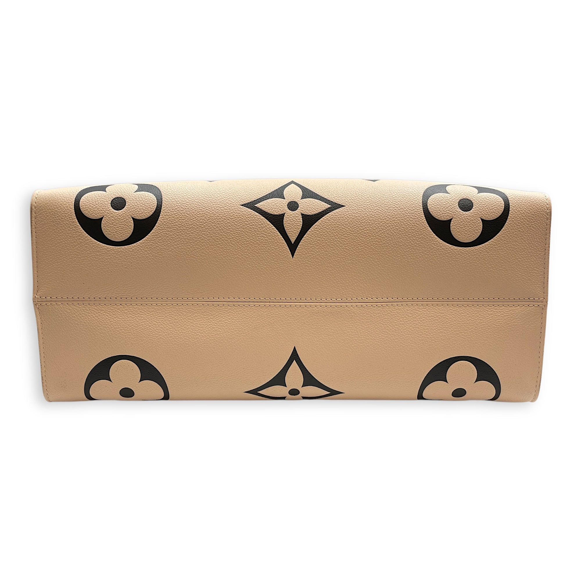 Crafty Onthego GM Cream Shoulder Bag in Coated Canvas, Gold hardware
