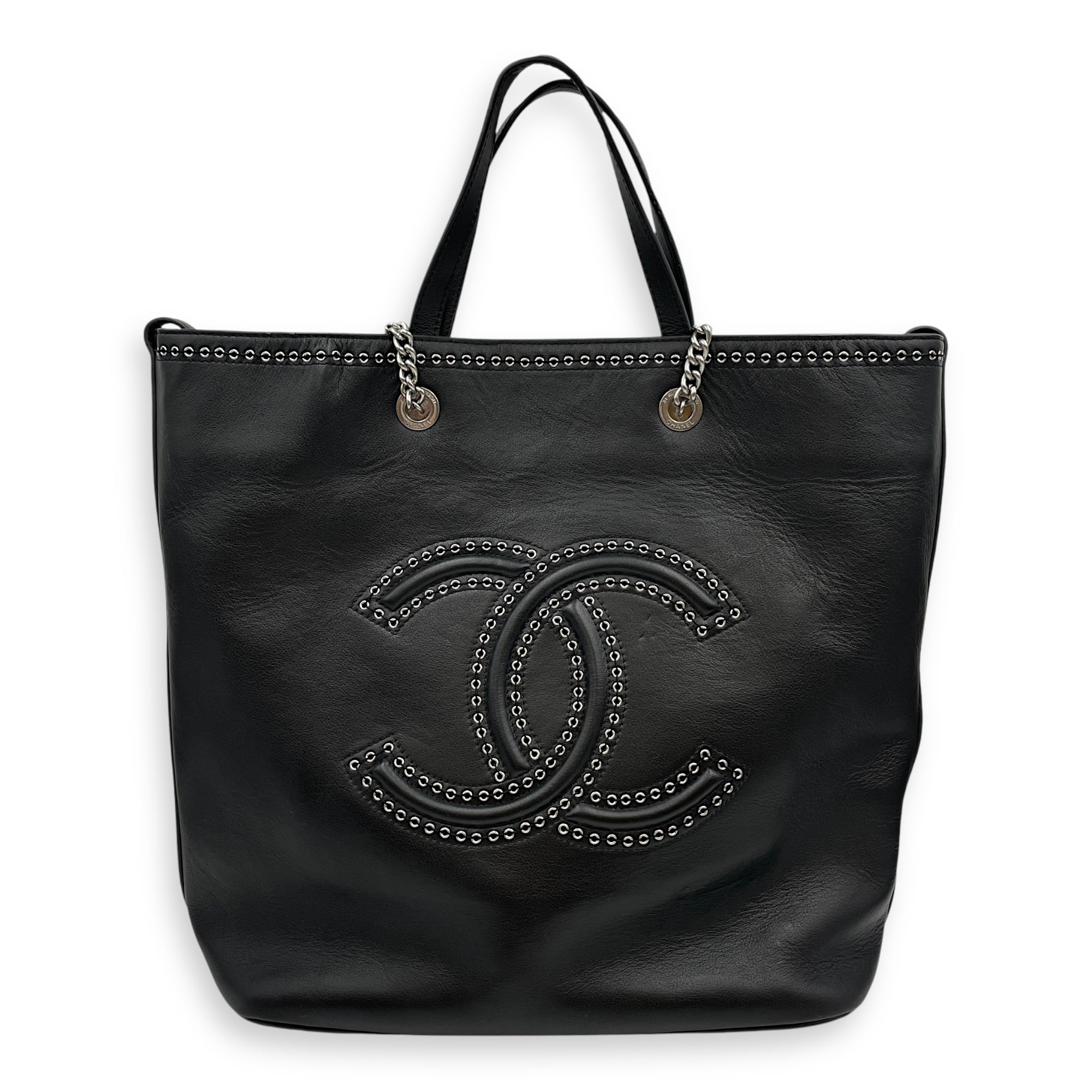 Eyelet Large Black Shoulder Bag in Calfskin, Silver hardware