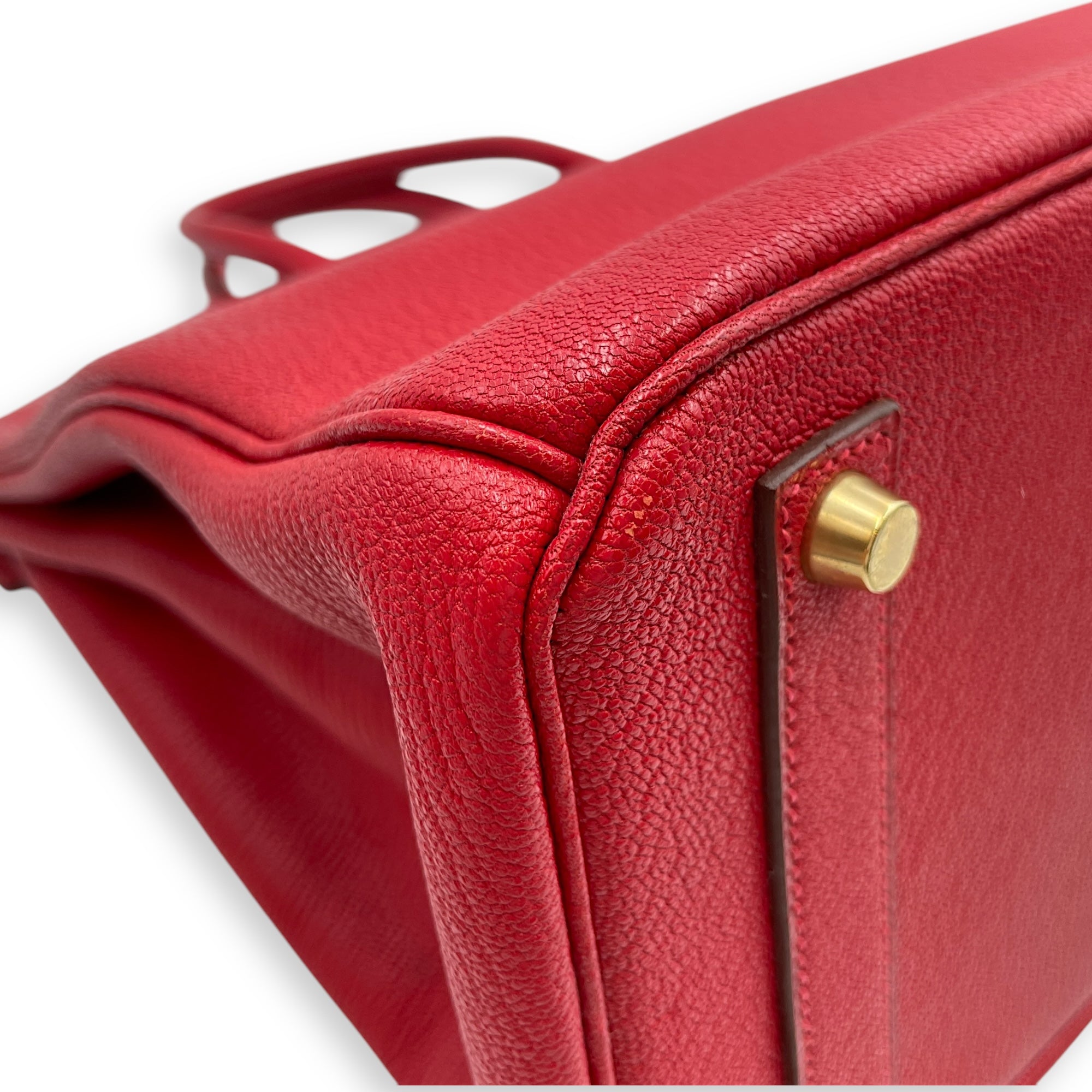 HAC 32 Rouge Vif in Chevre Coromandel, Gold hardware