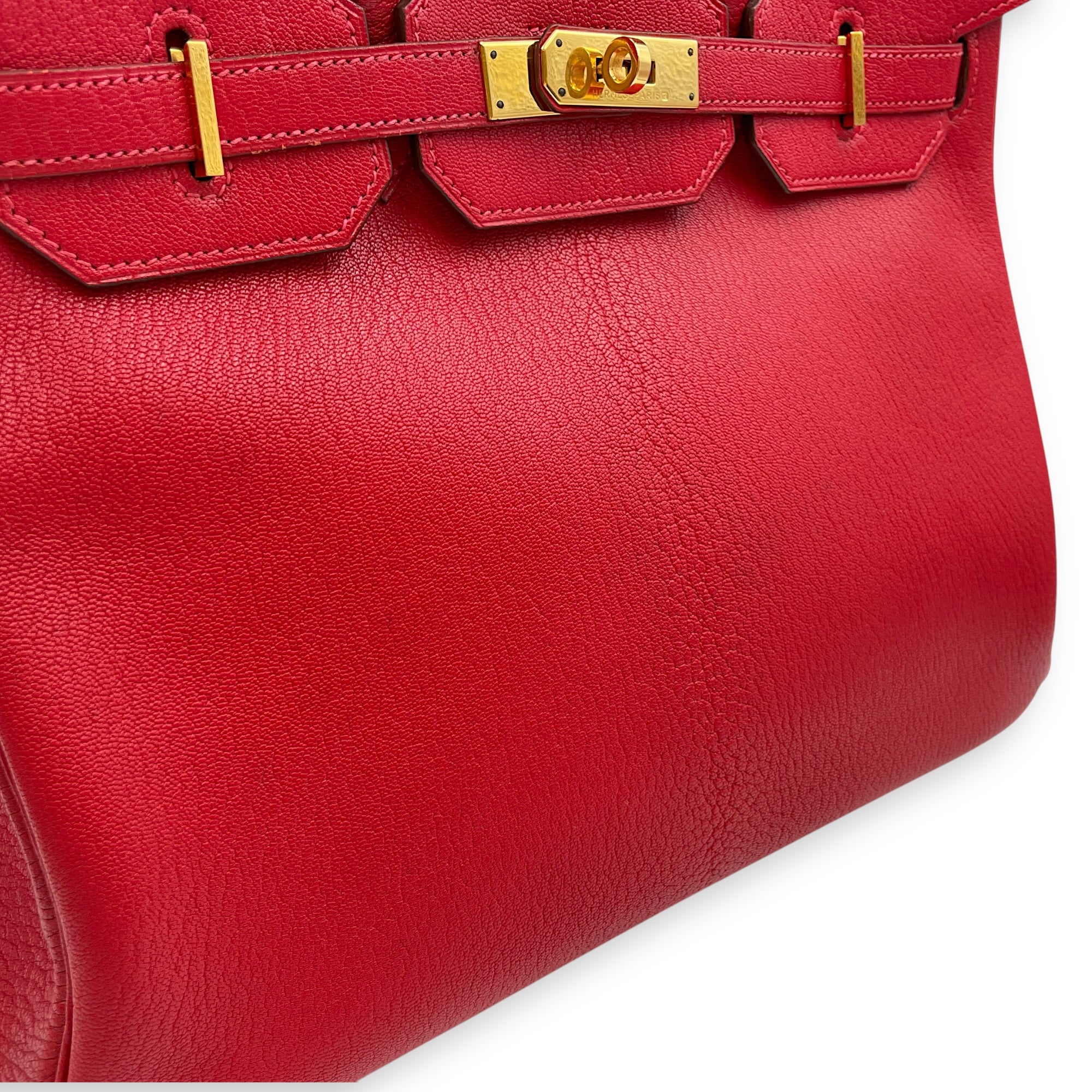 HAC 32 Rouge Vif in Chevre Coromandel, Gold hardware